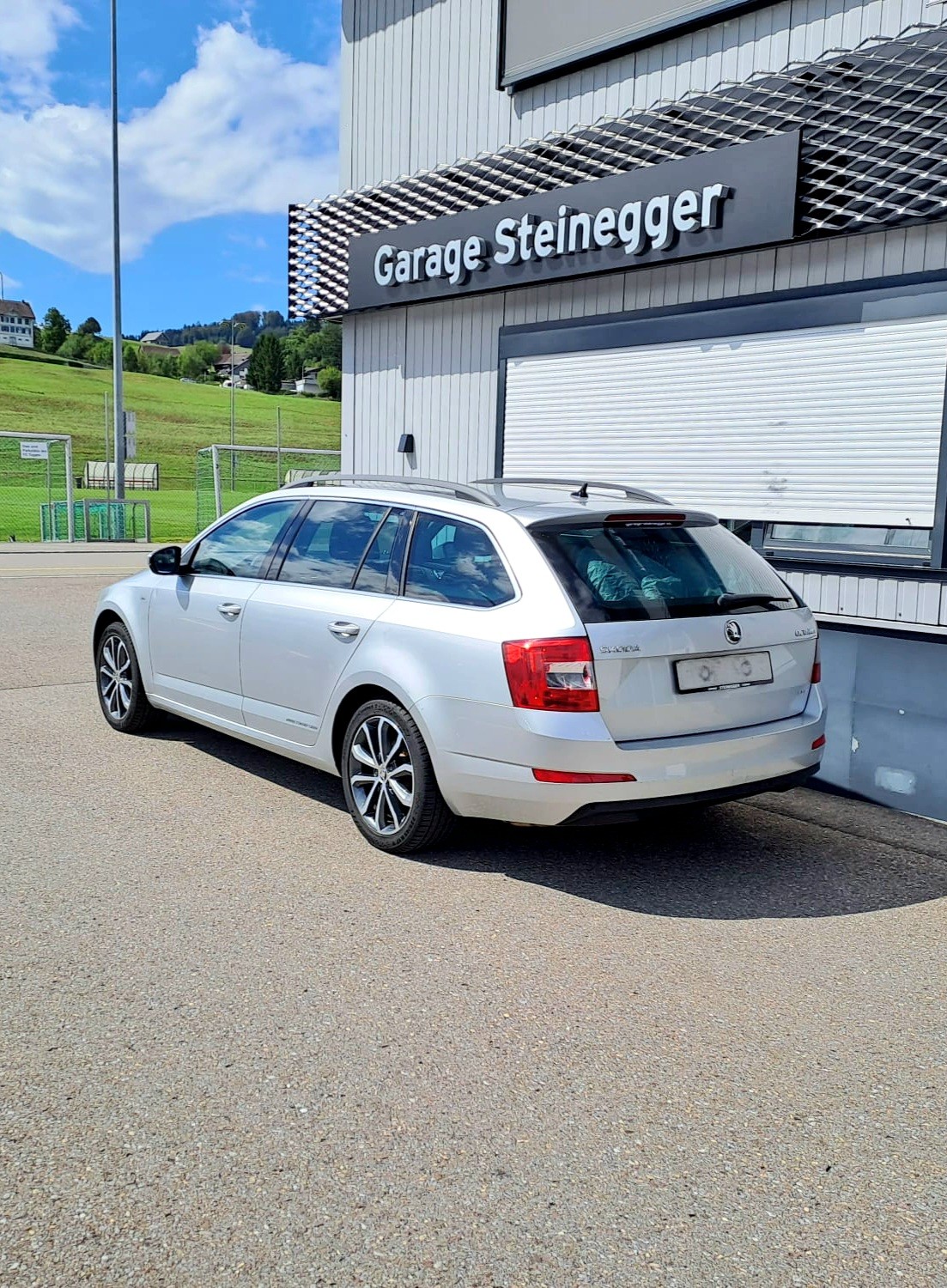 SKODA Octavia Combi 1.8 TSI Style 4x4 DSG inkl. AHK-image-5
