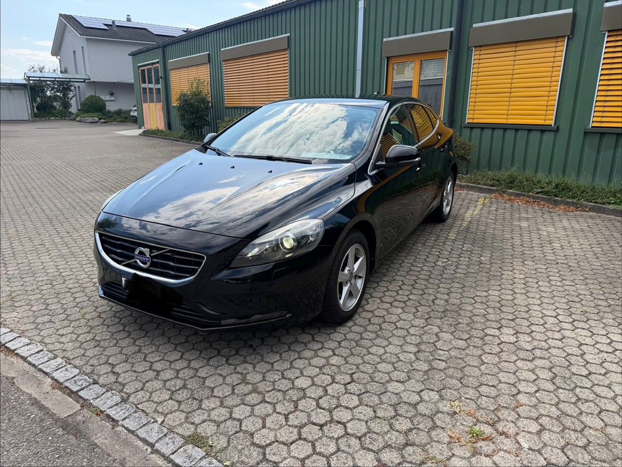 VOLVO 2.0 D2 Momentum S/S-image-0