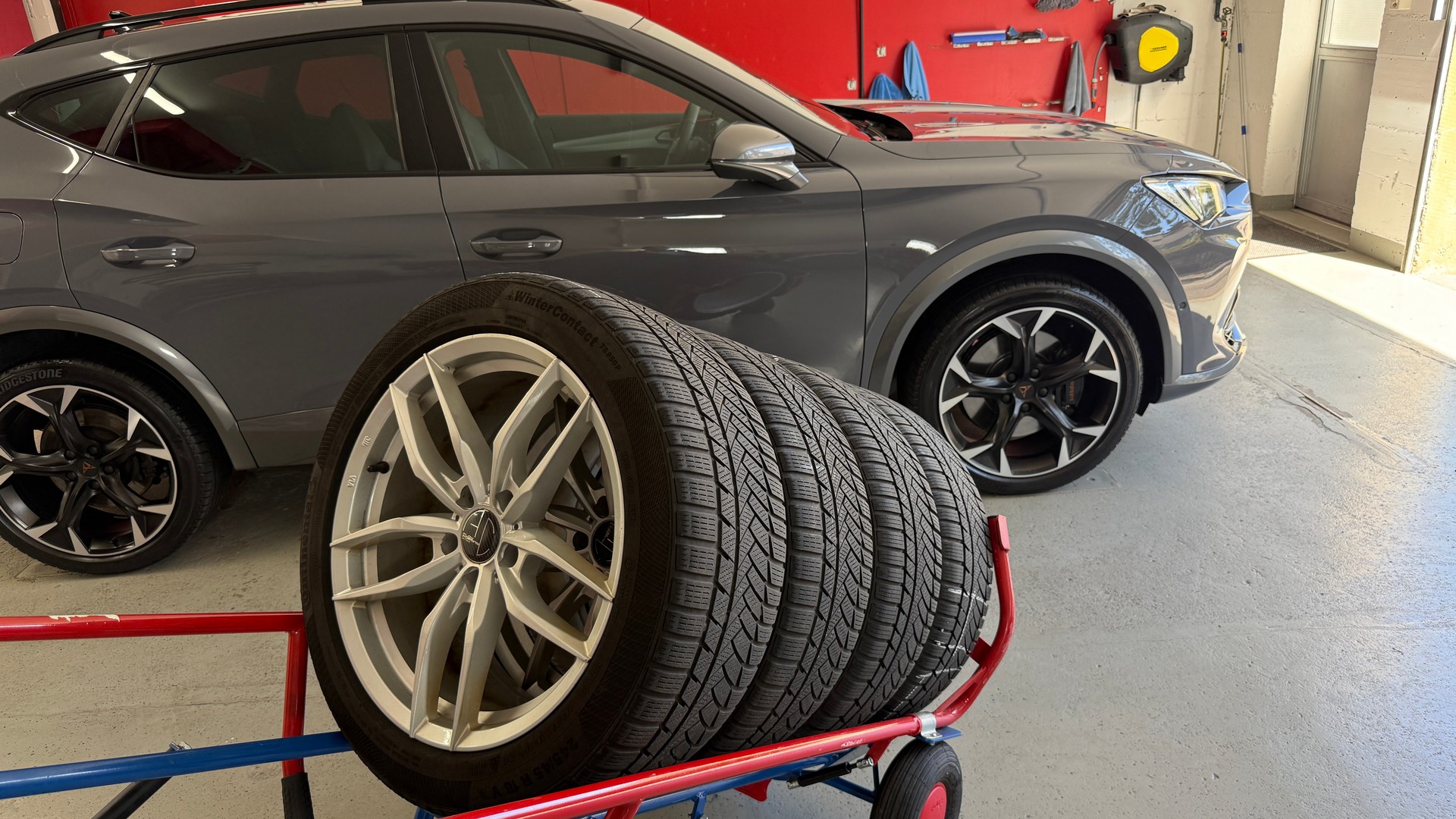CUPRA Formentor 2.0TSI 4Drive DSGfrisch ab MFK, 8xberädert, fullOptionen, 4X4, 12/20000km Garantie-image-19