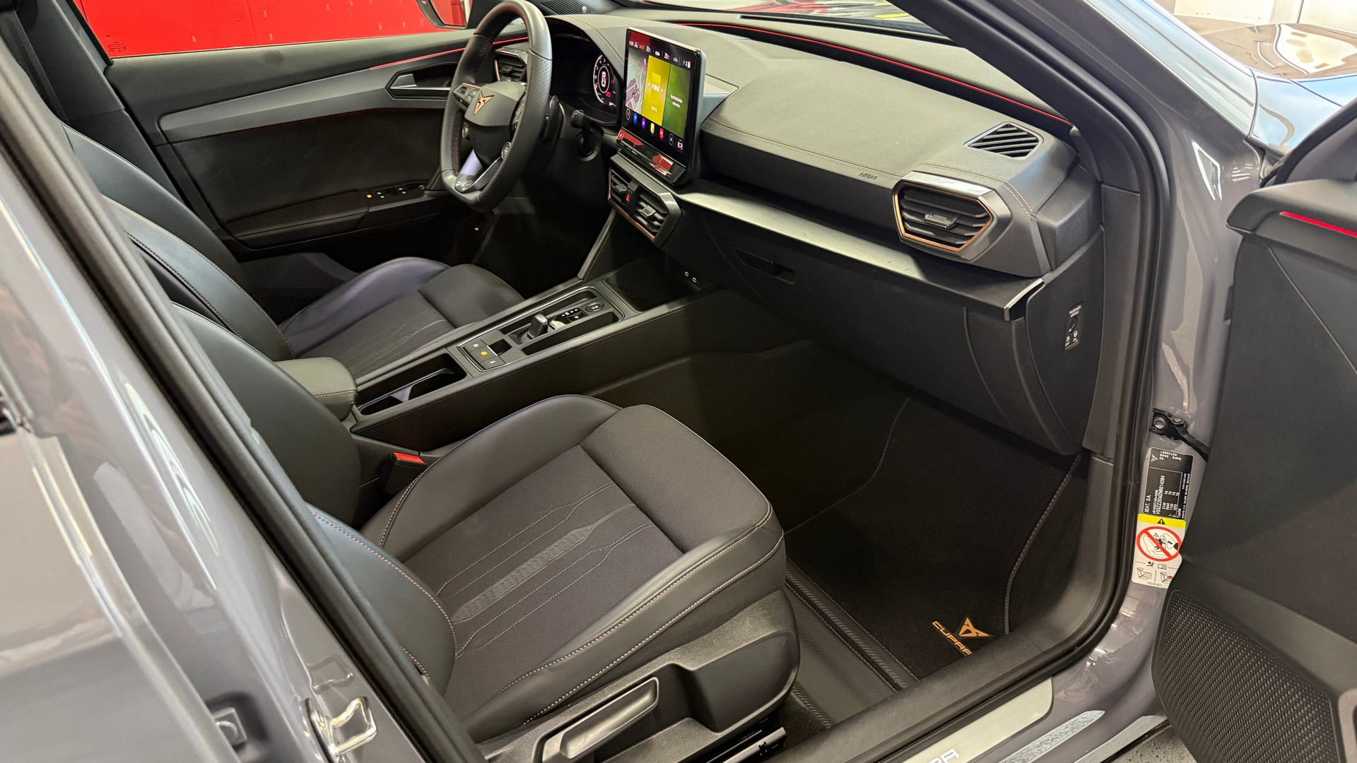 CUPRA Formentor 2.0TSI 4Drive DSGfrisch ab MFK, 8xberädert, fullOptionen, 4X4, 12/20000km Garantie-image-14
