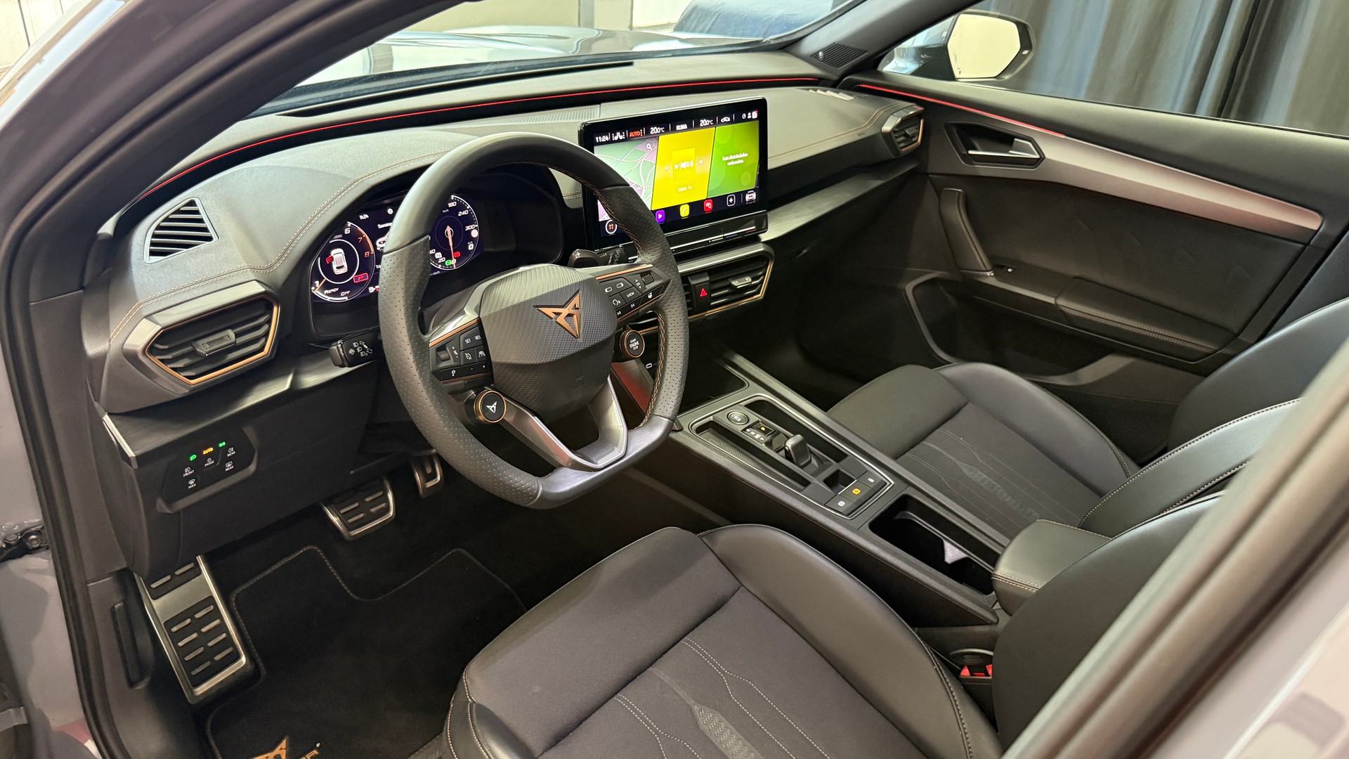 CUPRA Formentor 2.0TSI 4Drive DSGfrisch ab MFK, 8xberädert, fullOptionen, 4X4, 12/20000km Garantie-image-9