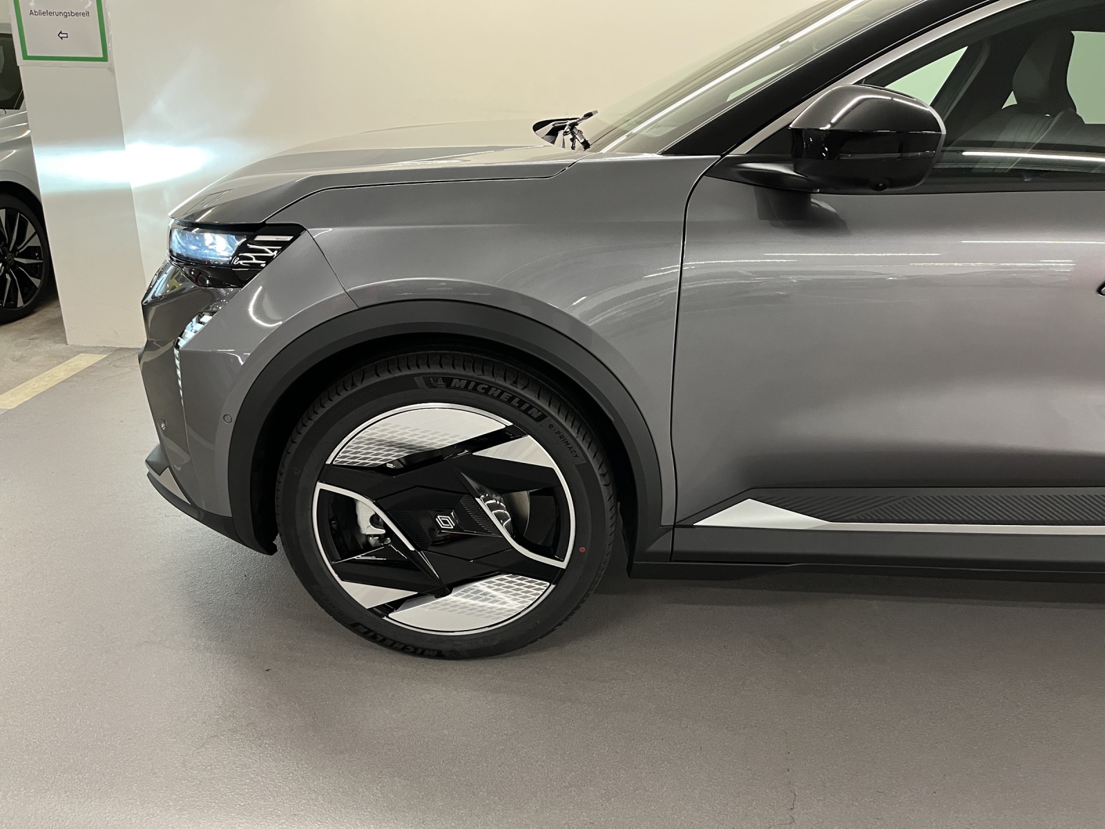 RENAULT Scénic E-Tech iconic-image-16