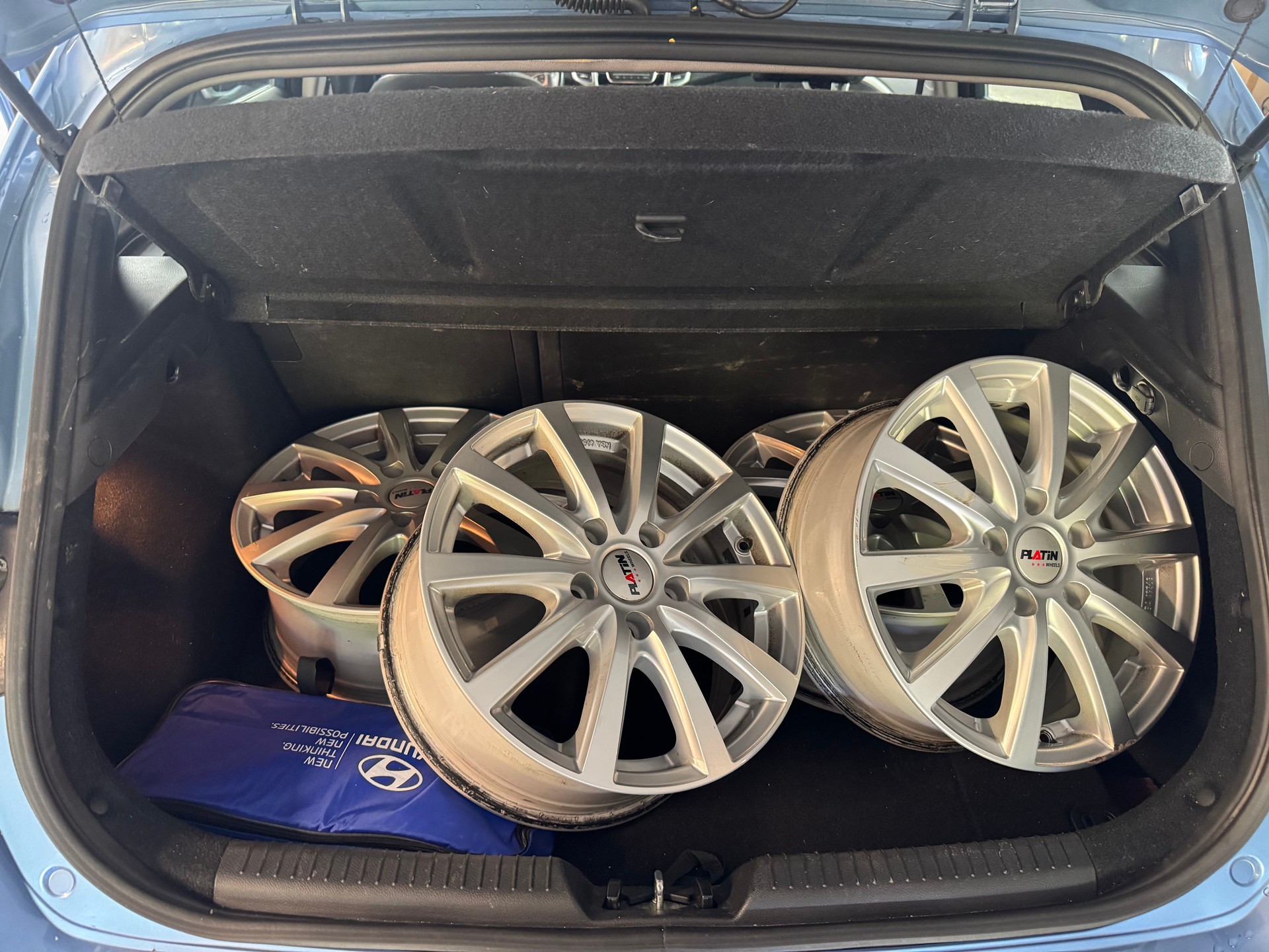 HYUNDAI i30 1.6 GDI Style Automatic-image-15