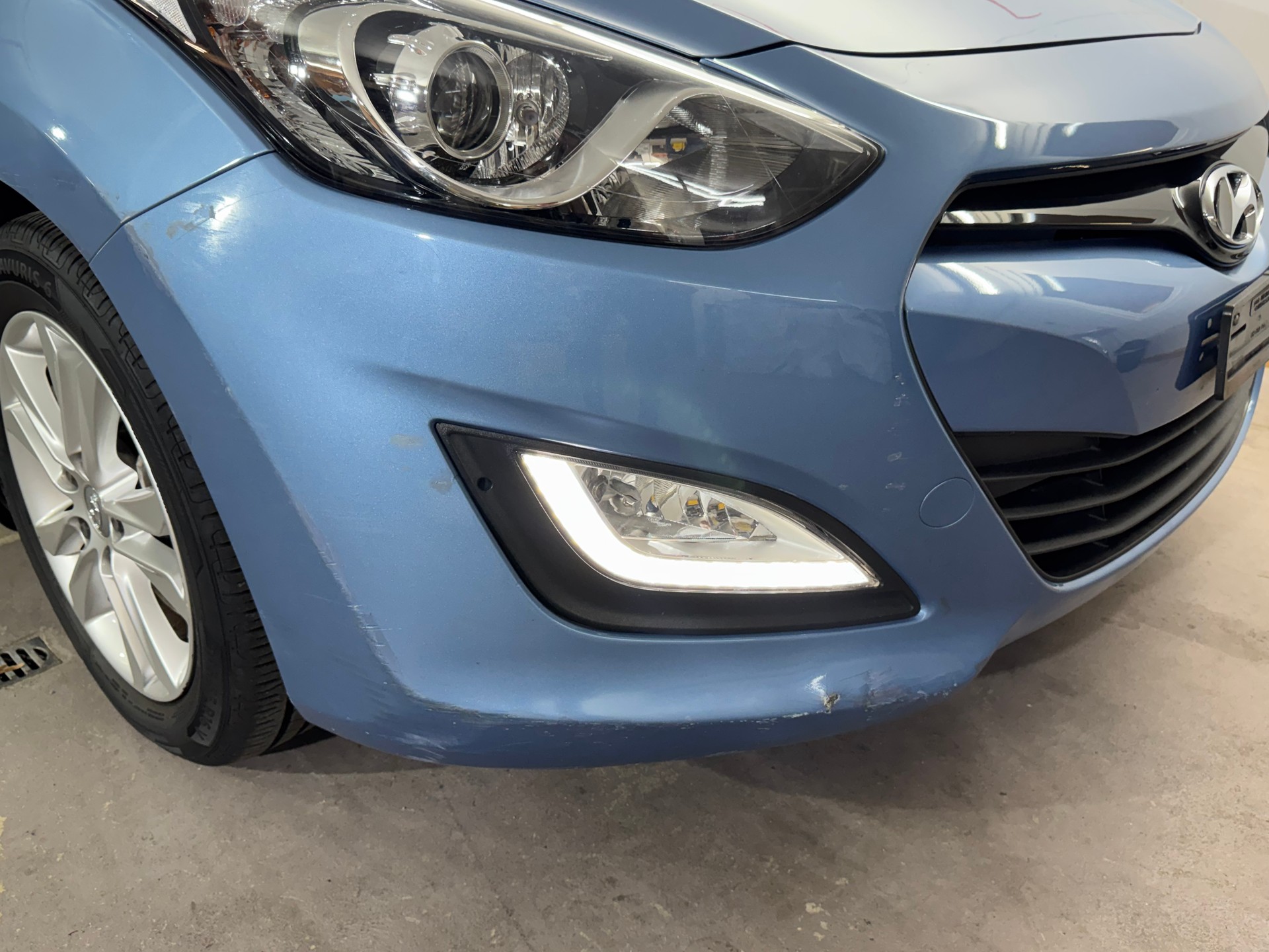 HYUNDAI i30 1.6 GDI Style Automatic-image-6