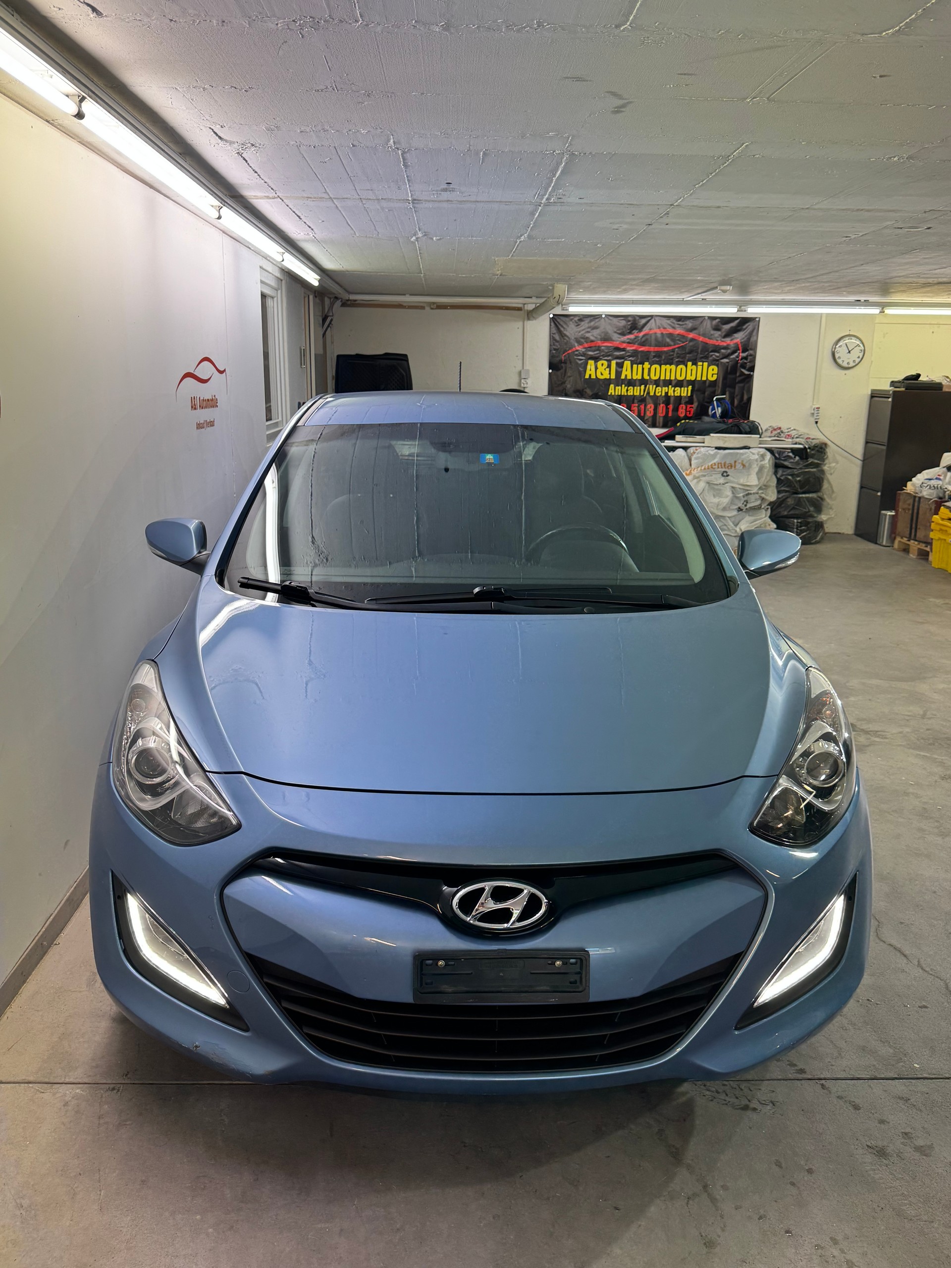 HYUNDAI i30 1.6 GDI Style Automatic-image-4