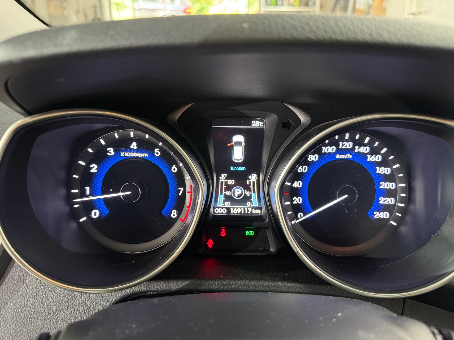 HYUNDAI i30 1.6 GDI Style Automatic-image-14