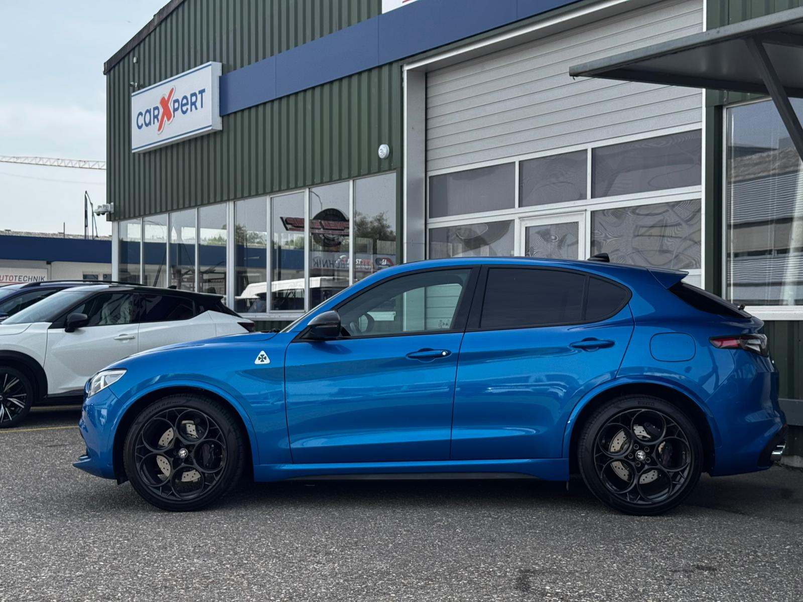 ALFA ROMEO Stelvio 2.9 V6 Quadrifoglio Sky 21 Zoll Q4-image-3