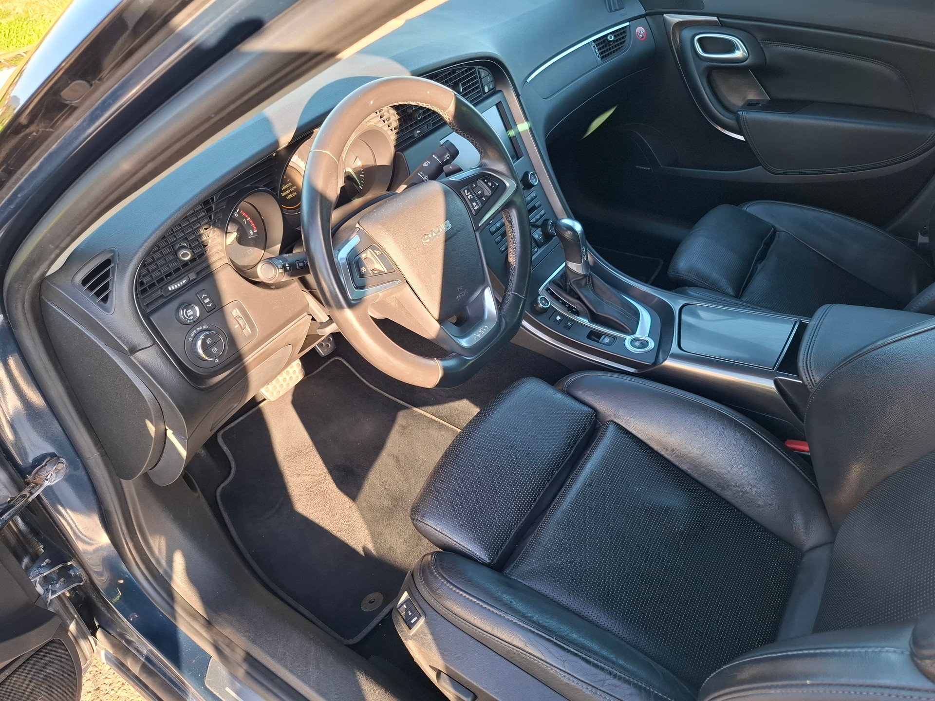 SAAB 9-5 2.0T Aero XWD Automatic-image-9
