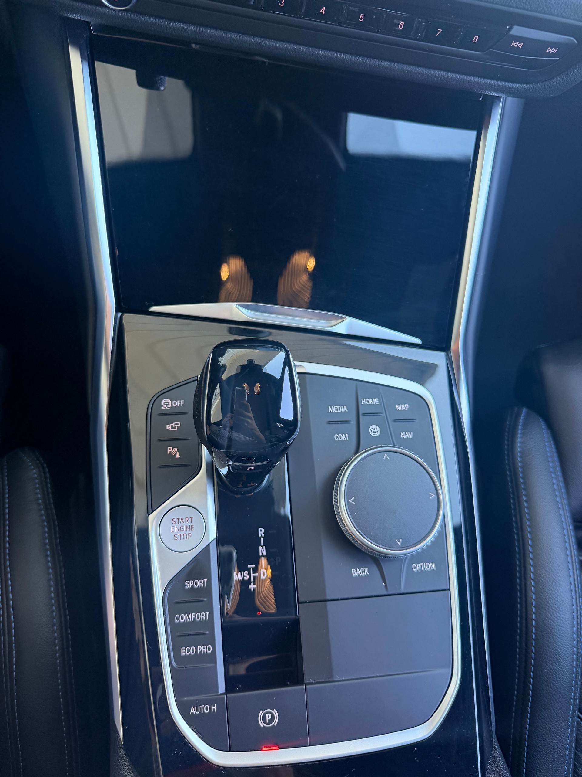 BMW M340i xDrive 48V Touring Steptronic-image-13