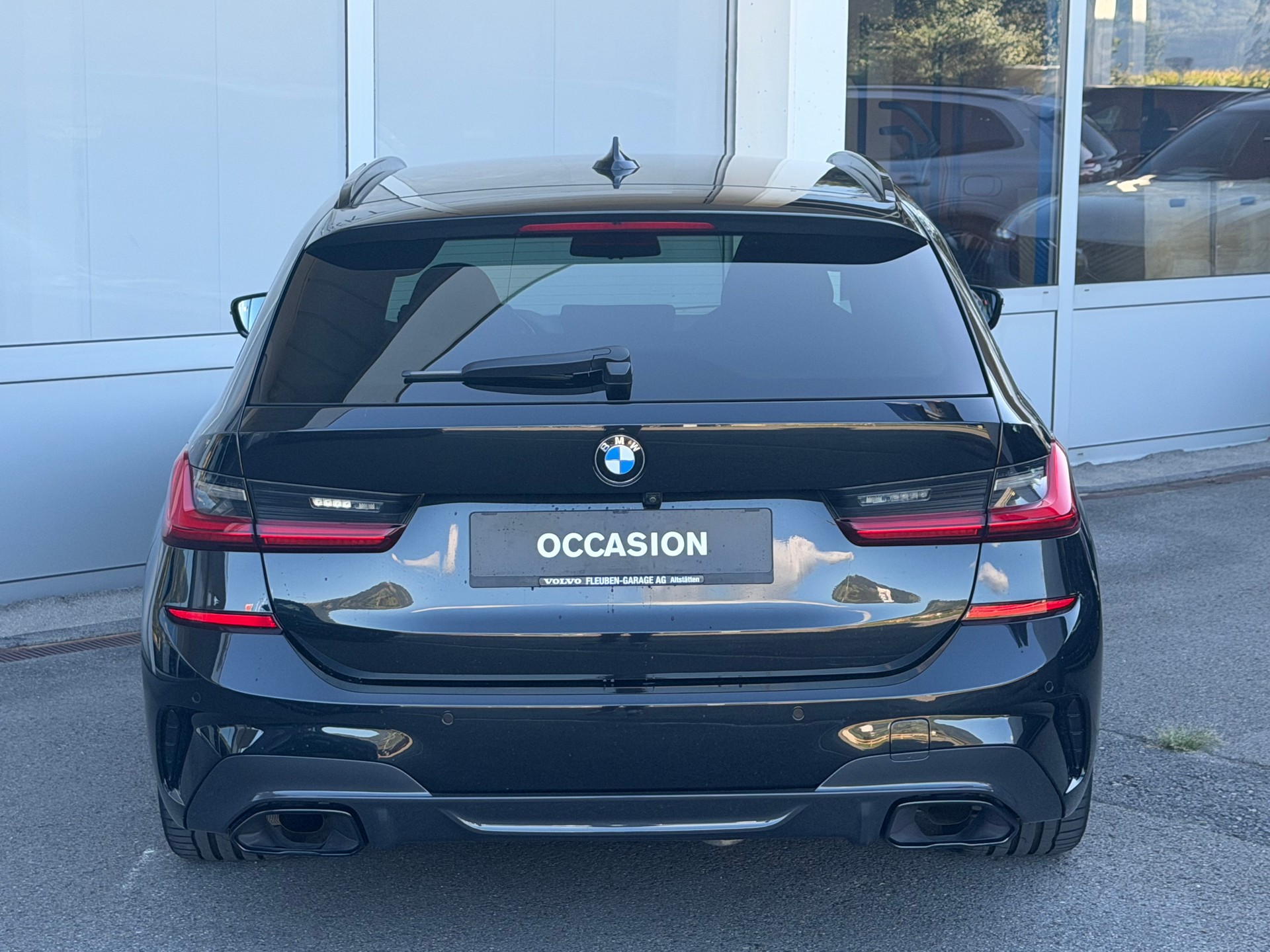 BMW M340i xDrive 48V Touring Steptronic-image-22