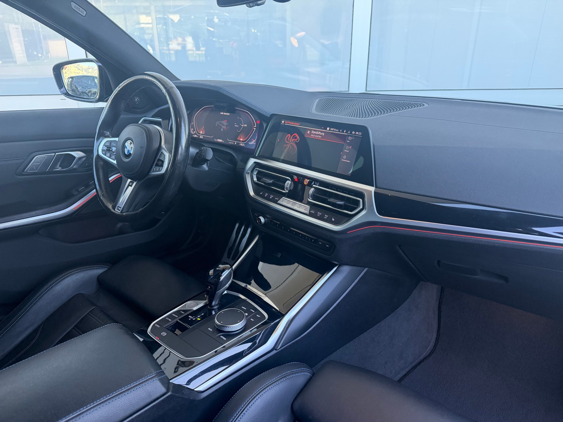 BMW M340i xDrive 48V Touring Steptronic-image-2
