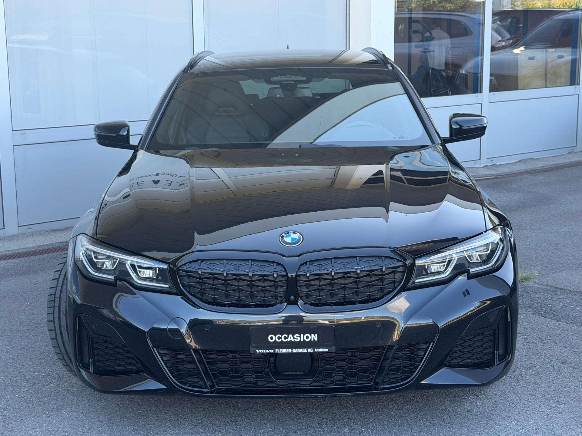 BMW M340i xDrive 48V Touring Steptronic-image-23