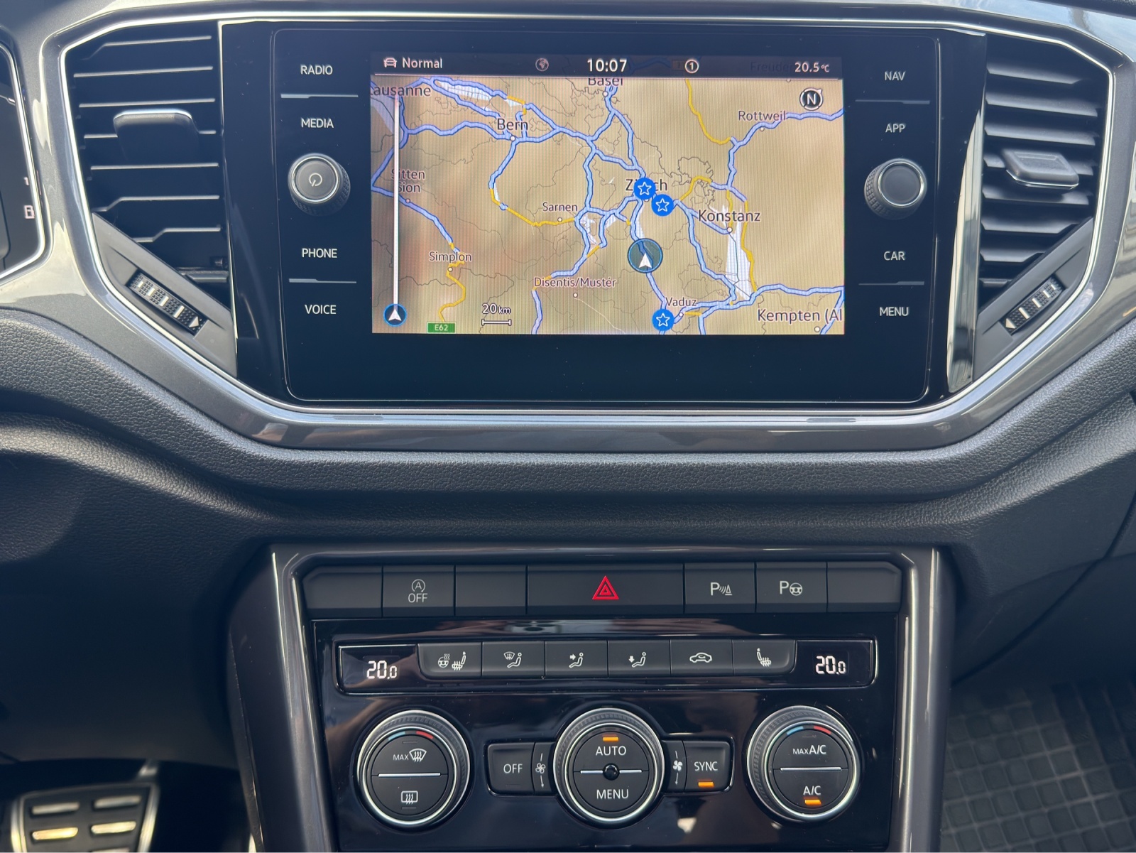 VW T-Roc 2.0 TSI Sport DSG 4Motion-image-12