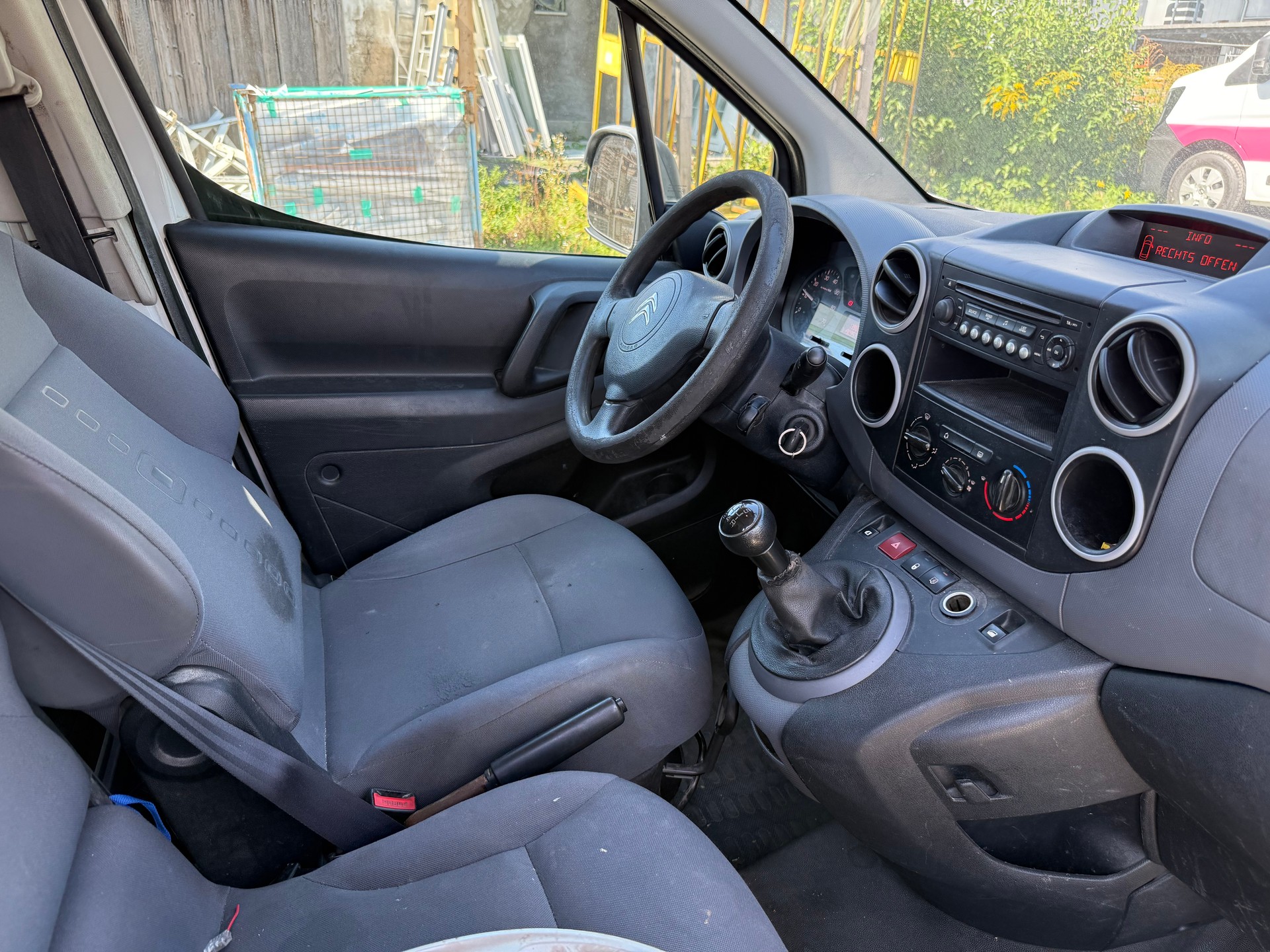 CITROEN Berlingo 1.6VTi 600-image-8