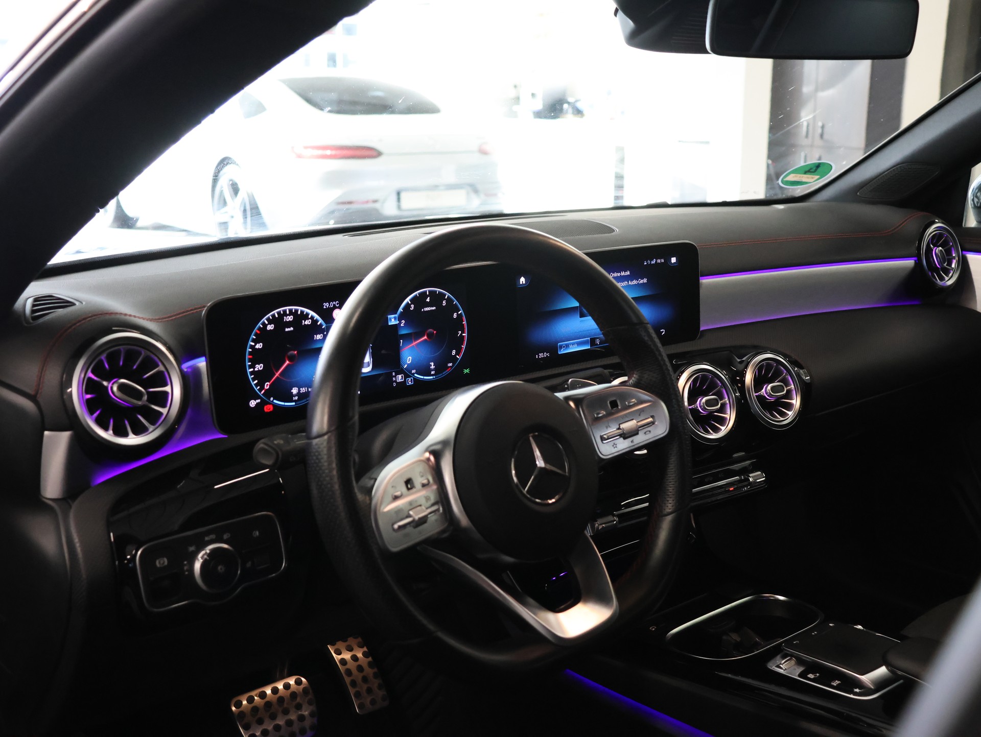MERCEDES-BENZ CLA 220 AMG Line 7G-DCT *NIGHT-PAKET*-image-14