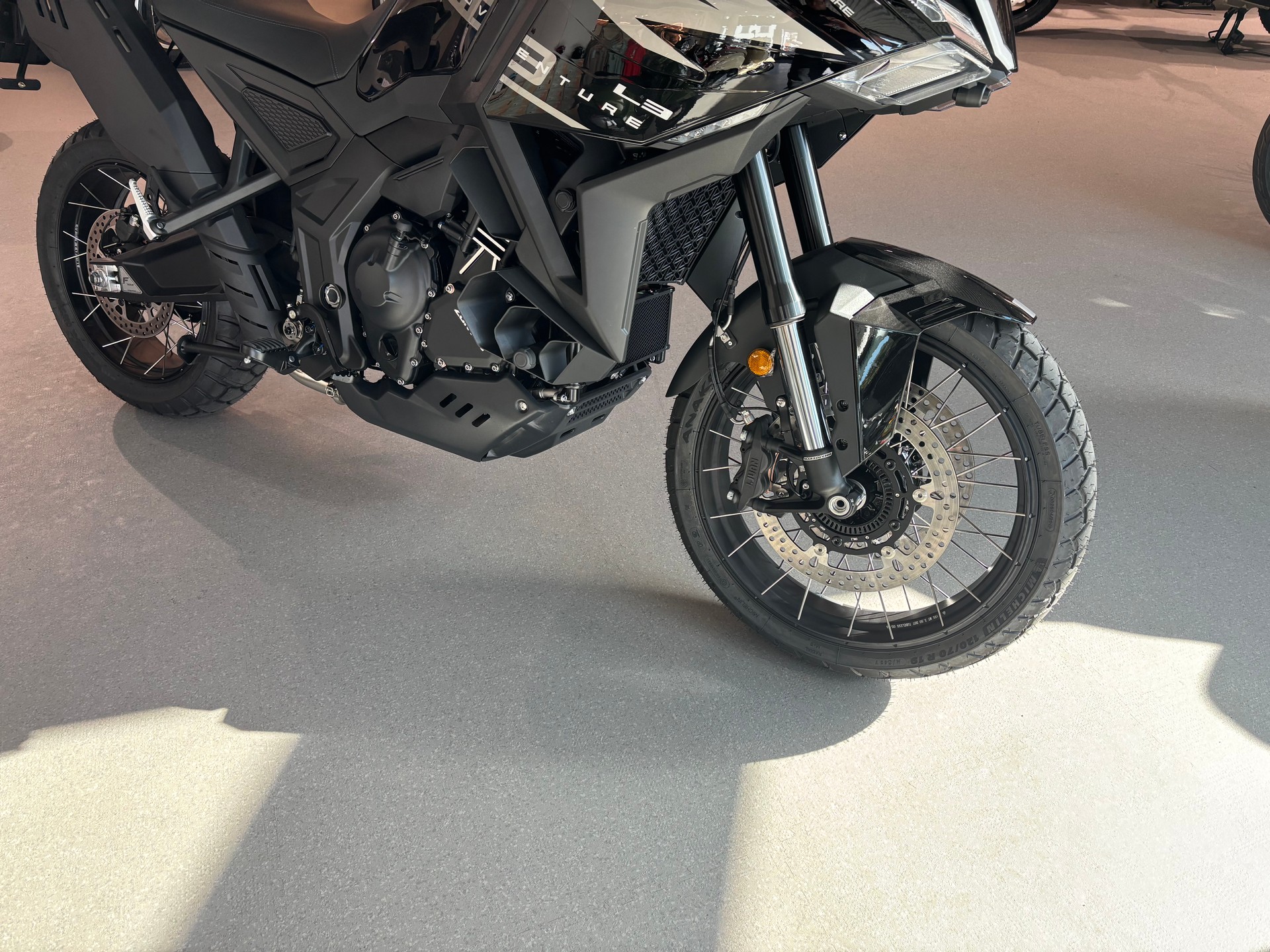 ZONTES 703 F-showroom-element-3