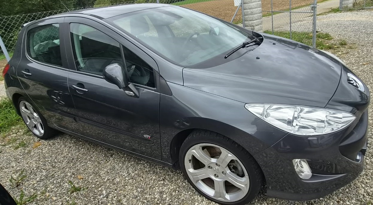 PEUGEOT 308 1.6 16V T GTi-image-1
