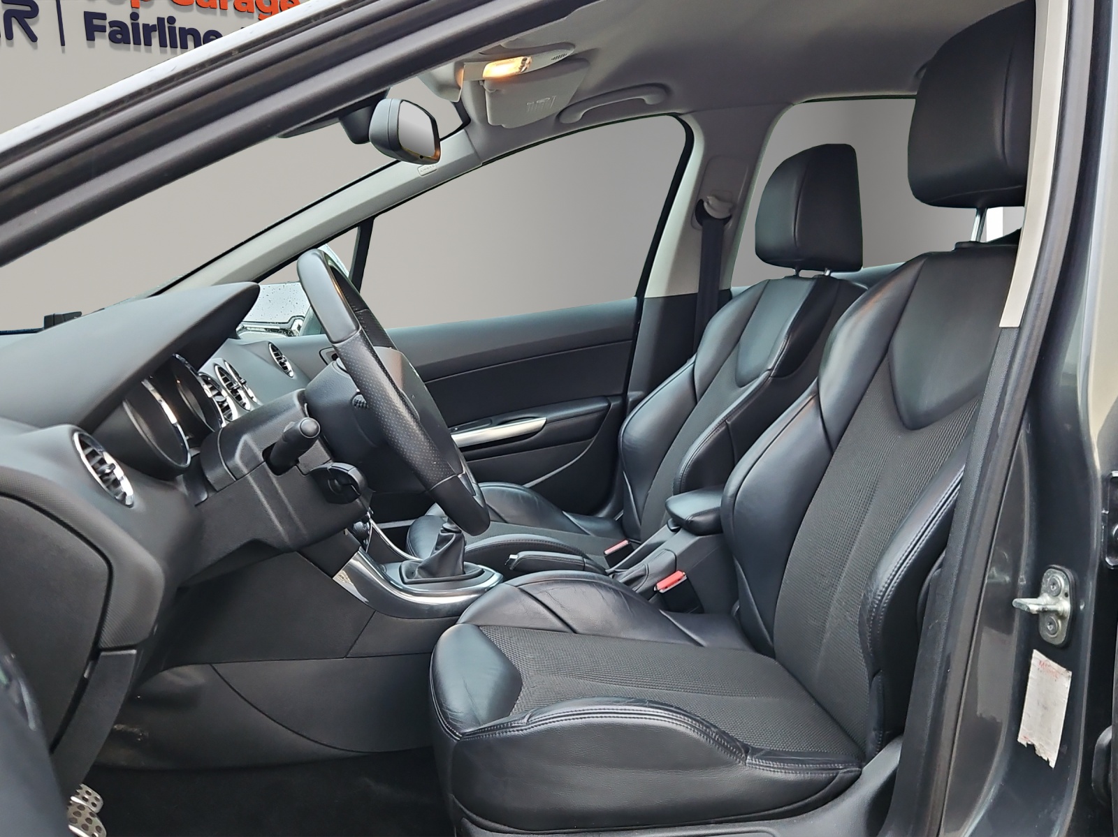 PEUGEOT 308 1.6 16V T GTi-image-10