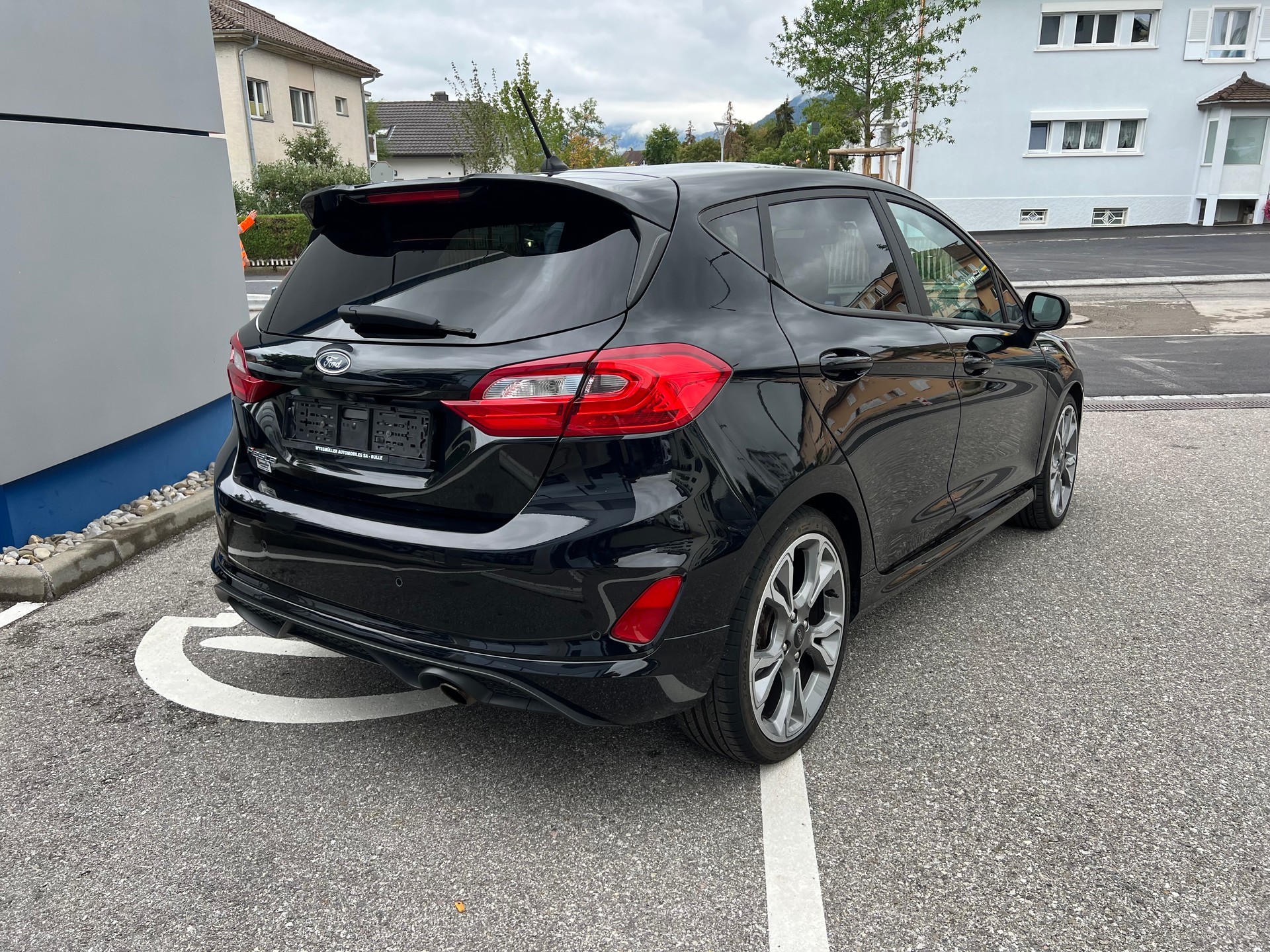 FORD Fiesta 1.0 SCTi ST Line-image-1