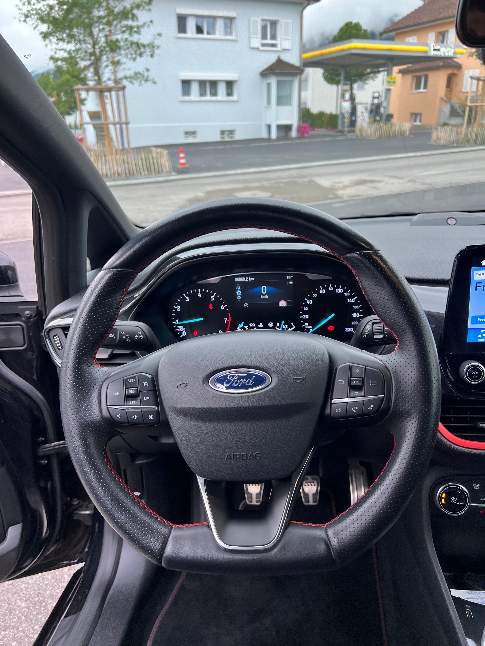 FORD Fiesta 1.0 SCTi ST Line-image-8
