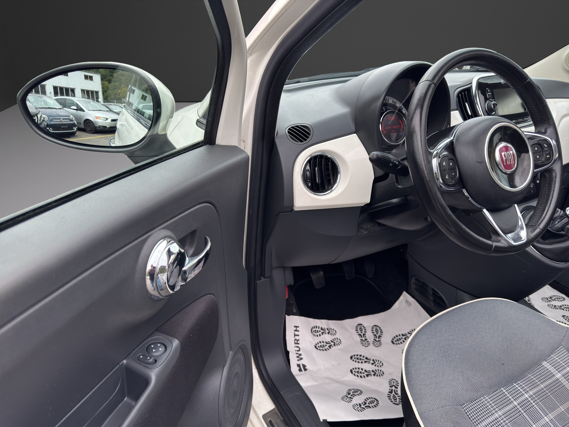 FIAT 500C 1.2 Lounge-image-14