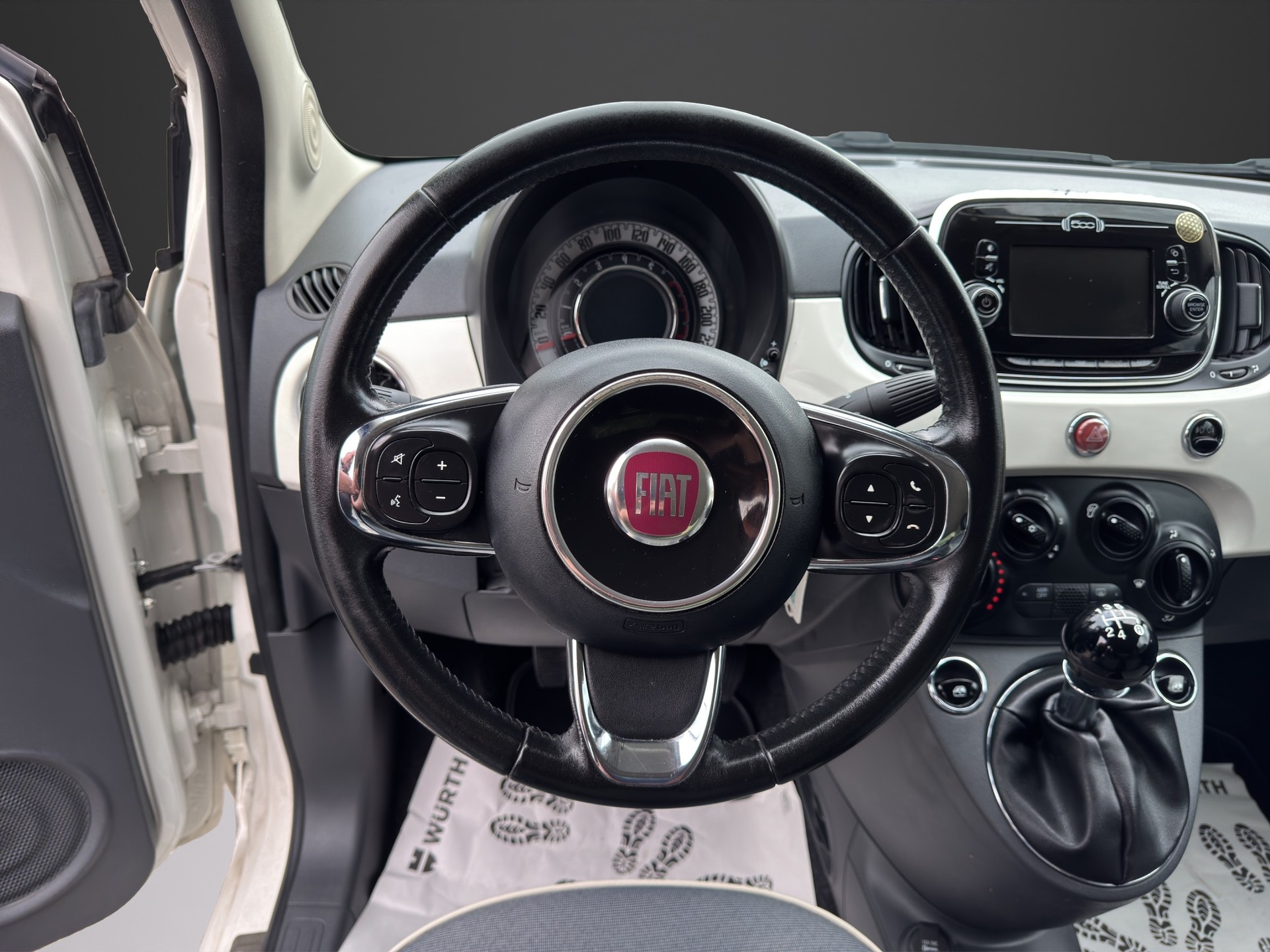 FIAT 500C 1.2 Lounge-image-9