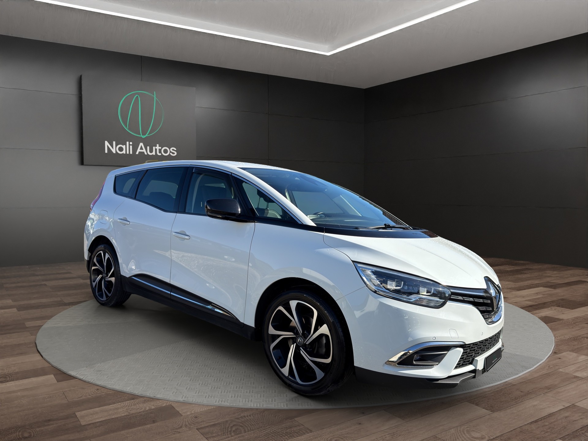 RENAULT Grand Scénic 1.3 16V Intens Pack Advantage EDC-image-0