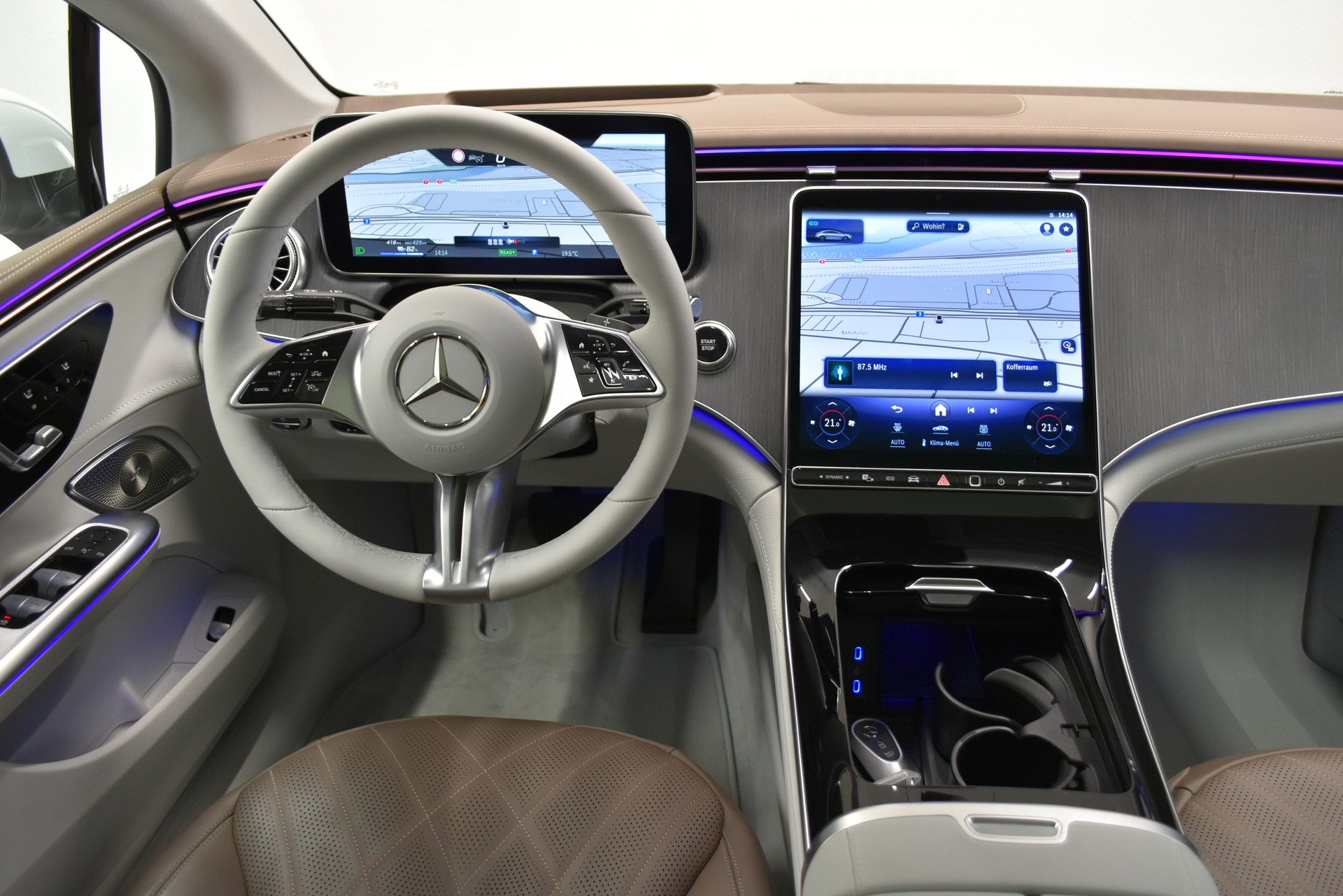 MERCEDES-BENZ EQE 500 AMG Line 4 Matic-image-4