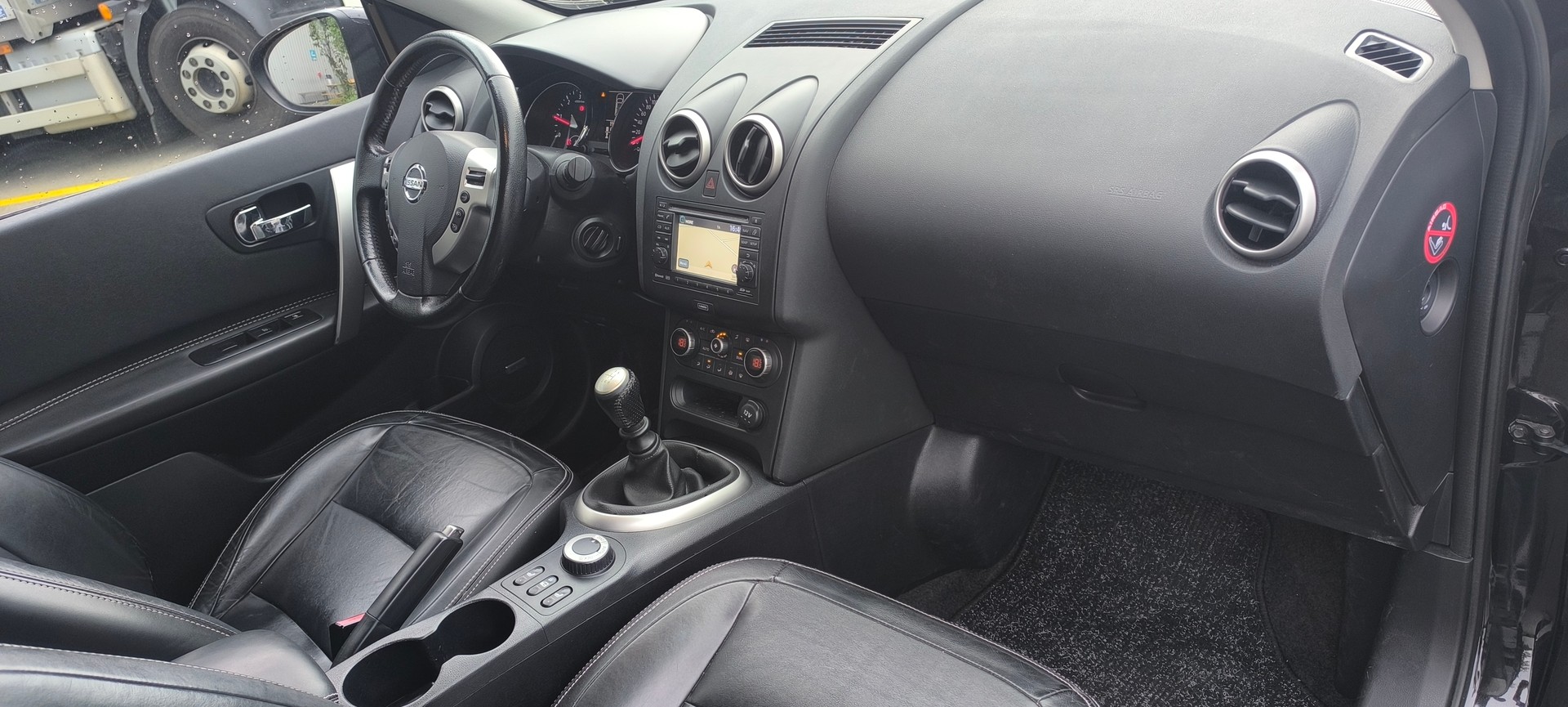NISSAN Qashqai +2 1.6 dCi iStop 4WD i-Way-image-14