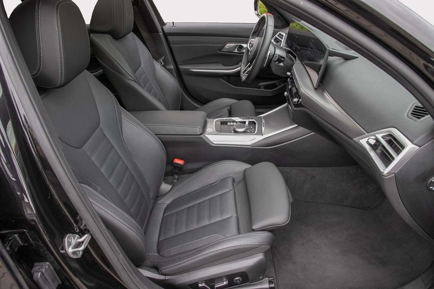 BMW M340i xDrive 48V Touring Steptronic-image-9