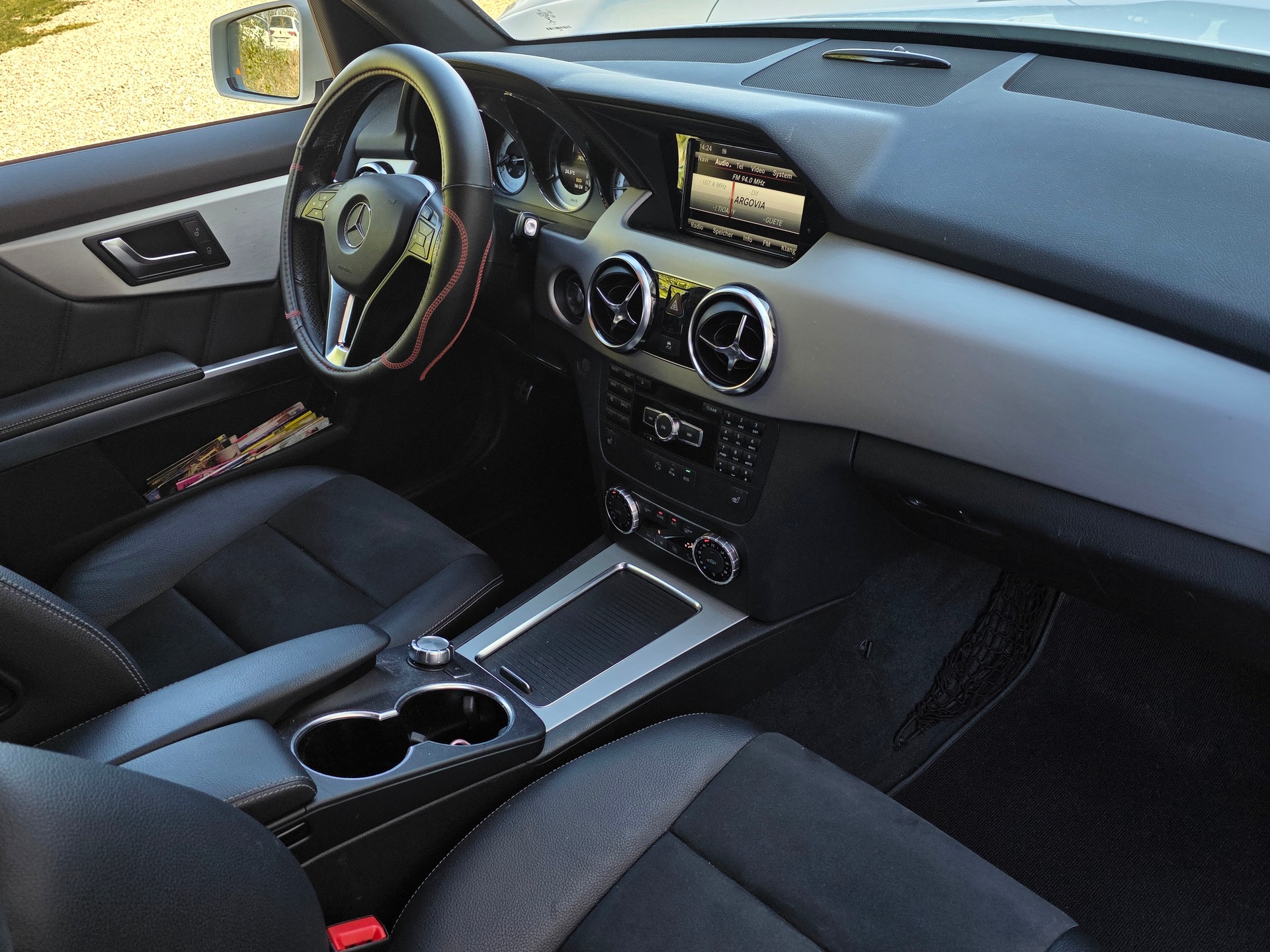 MERCEDES-BENZ GLK 220 BlueTEC 4Matic 7G-Tronic * CH-Fahrzeug *-image-13