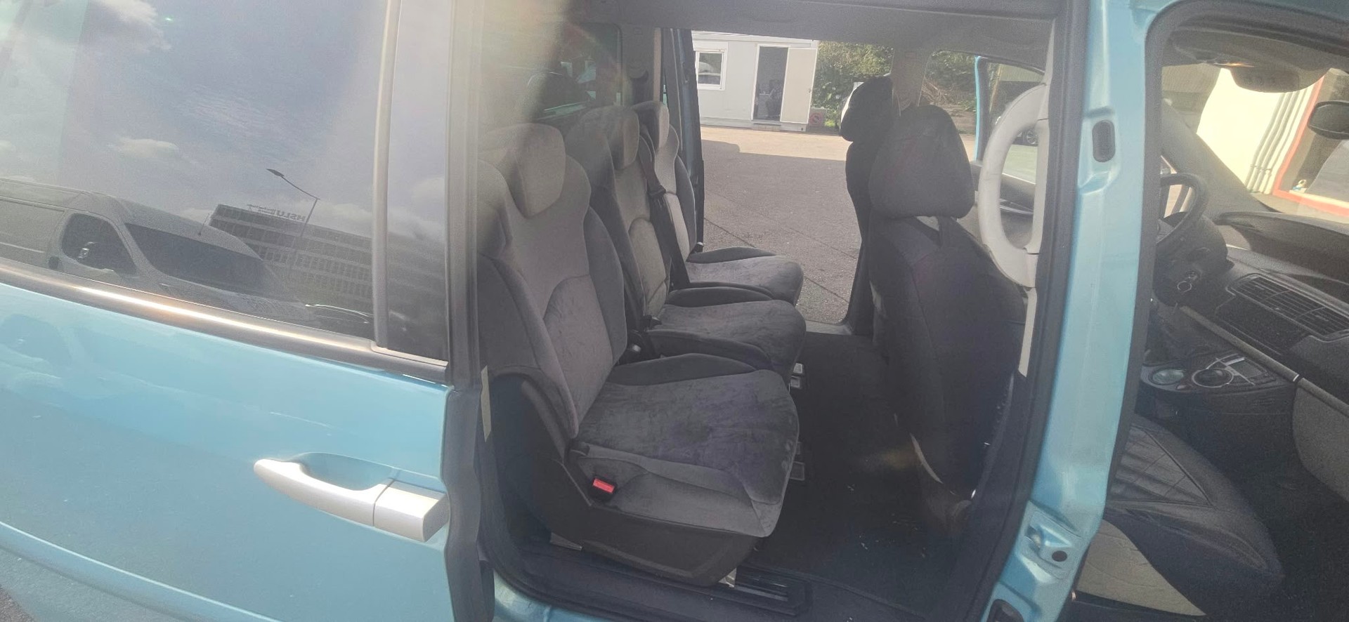 CITROEN C8 2.2 16V HDi Exclusive-image-11