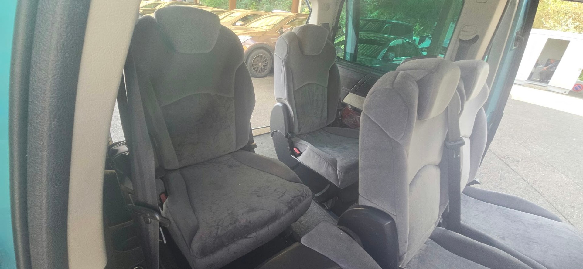 CITROEN C8 2.2 16V HDi Exclusive-image-14
