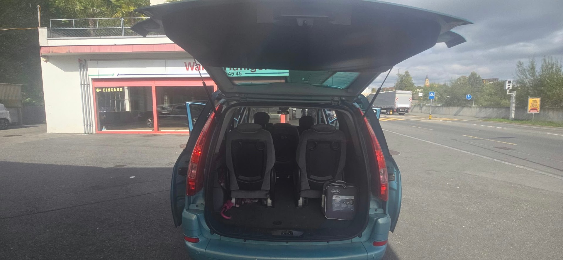 CITROEN C8 2.2 16V HDi Exclusive-image-7