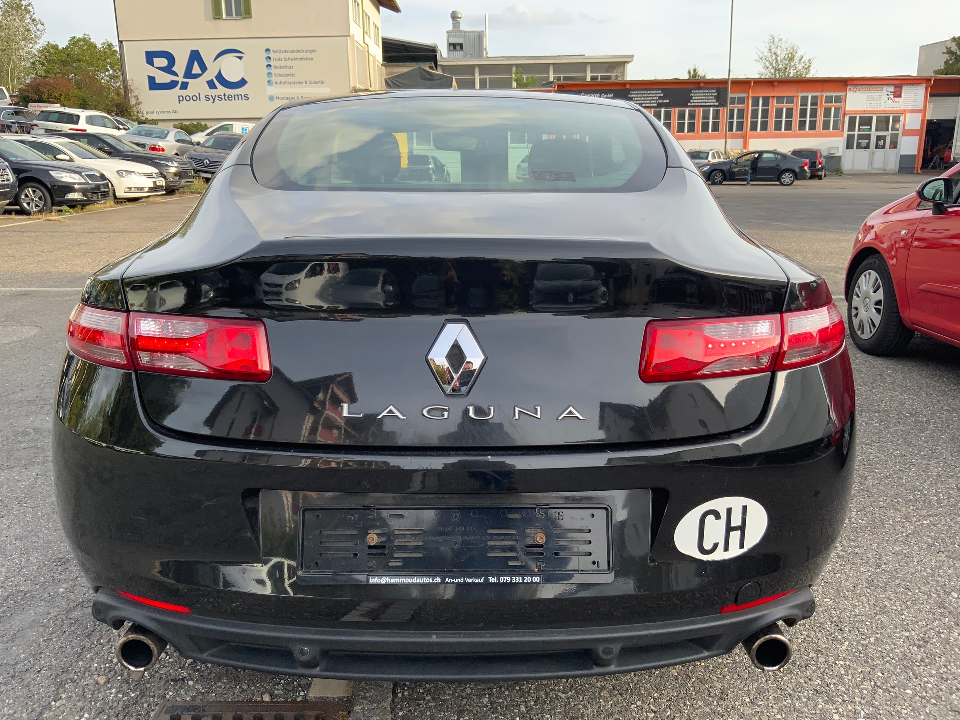 RENAULT Laguna Coupé 3.0 dCi Dynamique Sport Automatic-image-6