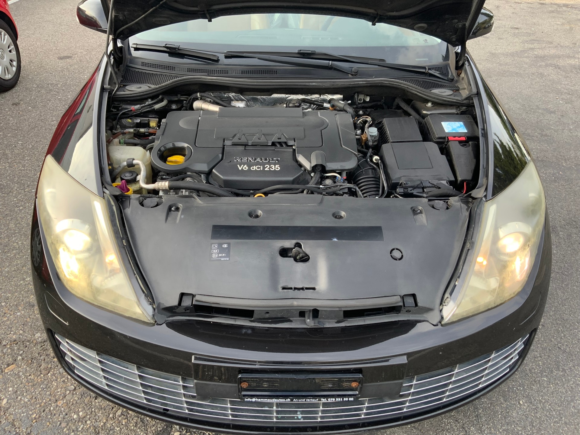 RENAULT Laguna Coupé 3.0 dCi Dynamique Sport Automatic-image-14