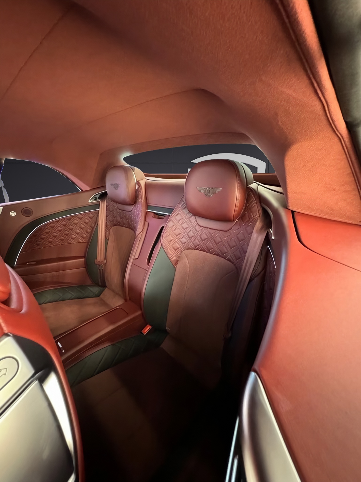 BENTLEY Continental GTC 4.0 V8 Mulliner-image-7