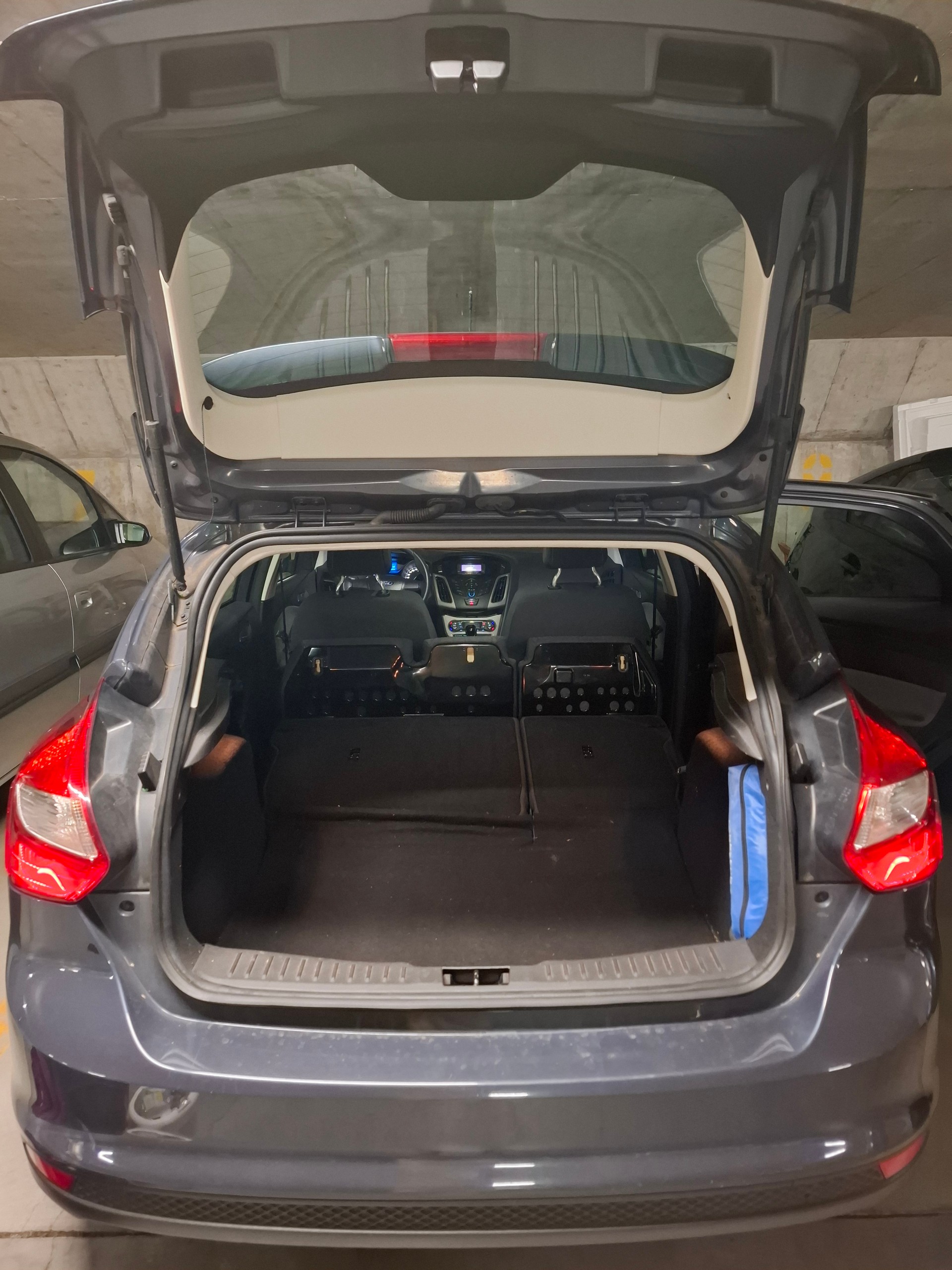 FORD 1.6i Ti-VCT 125 Trend-image-4