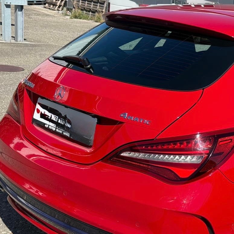 MERCEDES-BENZ CLA 200 d AMG Line 4 matic-image-2