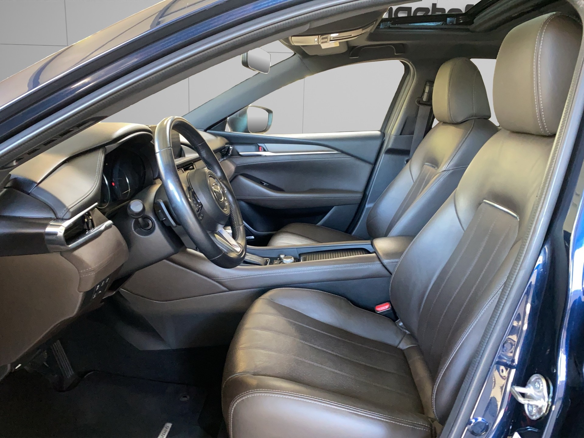 MAZDA 6 Sportwagon SKYACTIV-D 184 Revolution Allrad Automat / Signature Pack-image-9