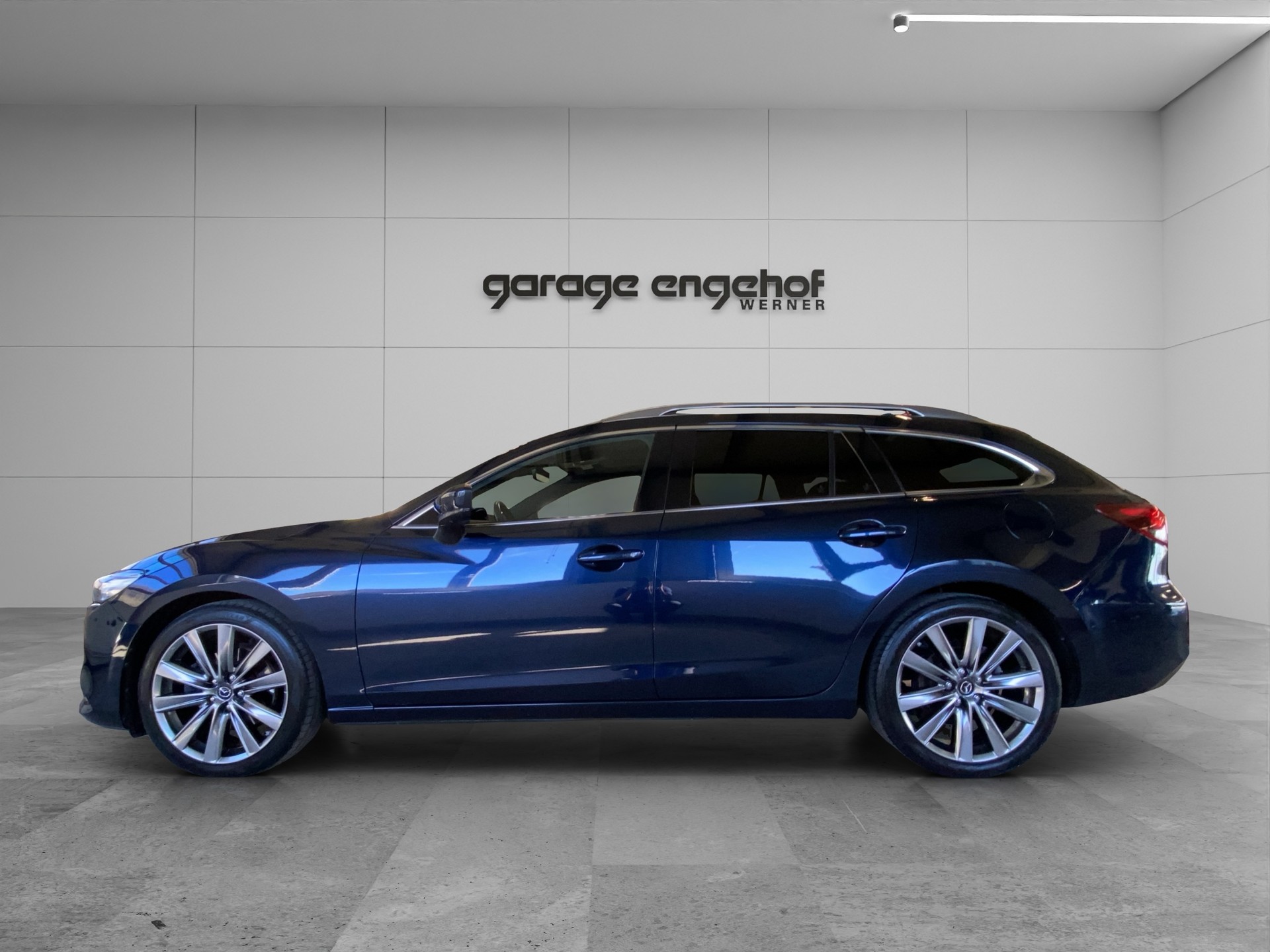 MAZDA 6 Sportwagon SKYACTIV-D 184 Revolution Allrad Automat / Signature Pack-image-2