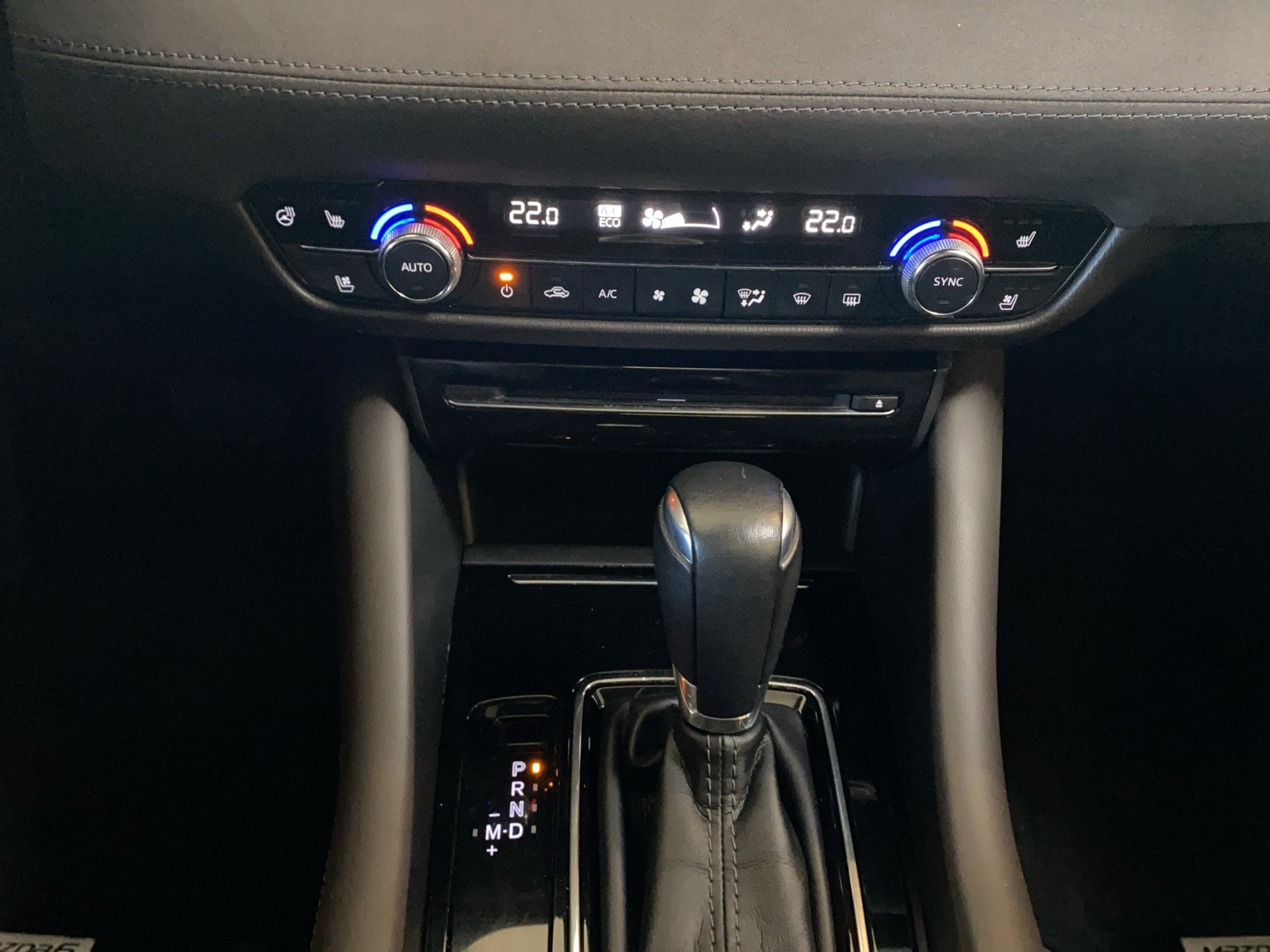 MAZDA 6 Sportwagon SKYACTIV-D 184 Revolution Allrad Automat / Signature Pack-image-13