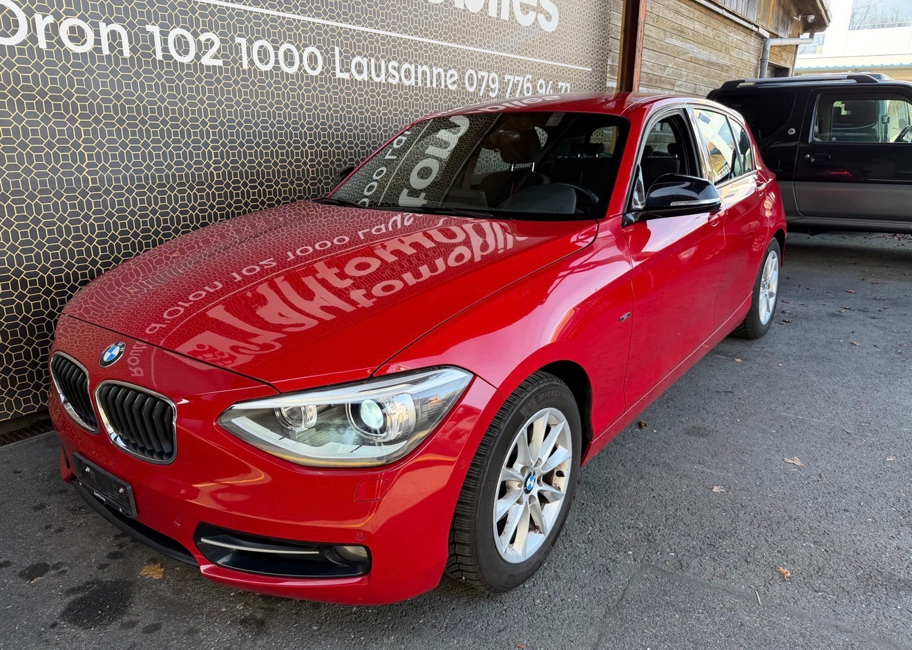 BMW 118i Sport Line-image-1