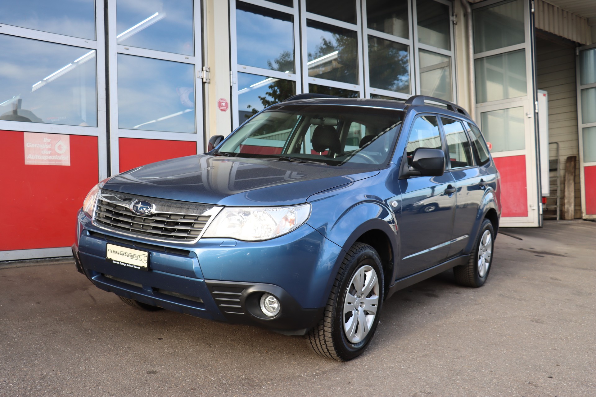 SUBARU Forester 2.0X Swiss-image-1