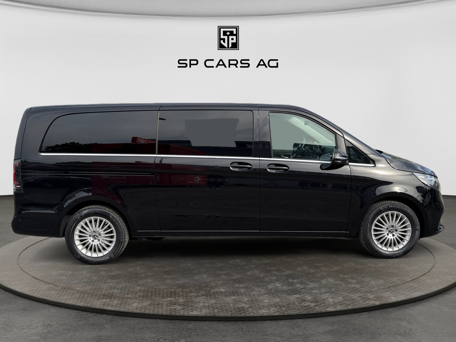 MERCEDES-BENZ V 300 d extralang Avantgarde 4Matic 9G-Tronic-image-5