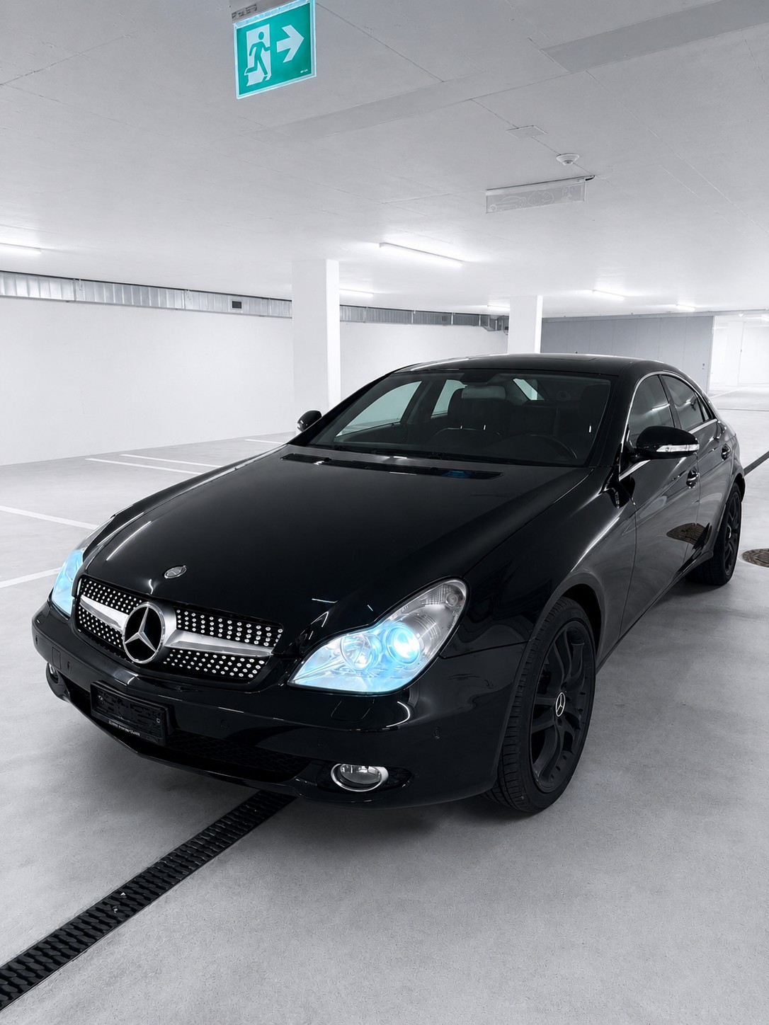 MERCEDES-BENZ CLS 350 CGI 7G-Tronic-image-2