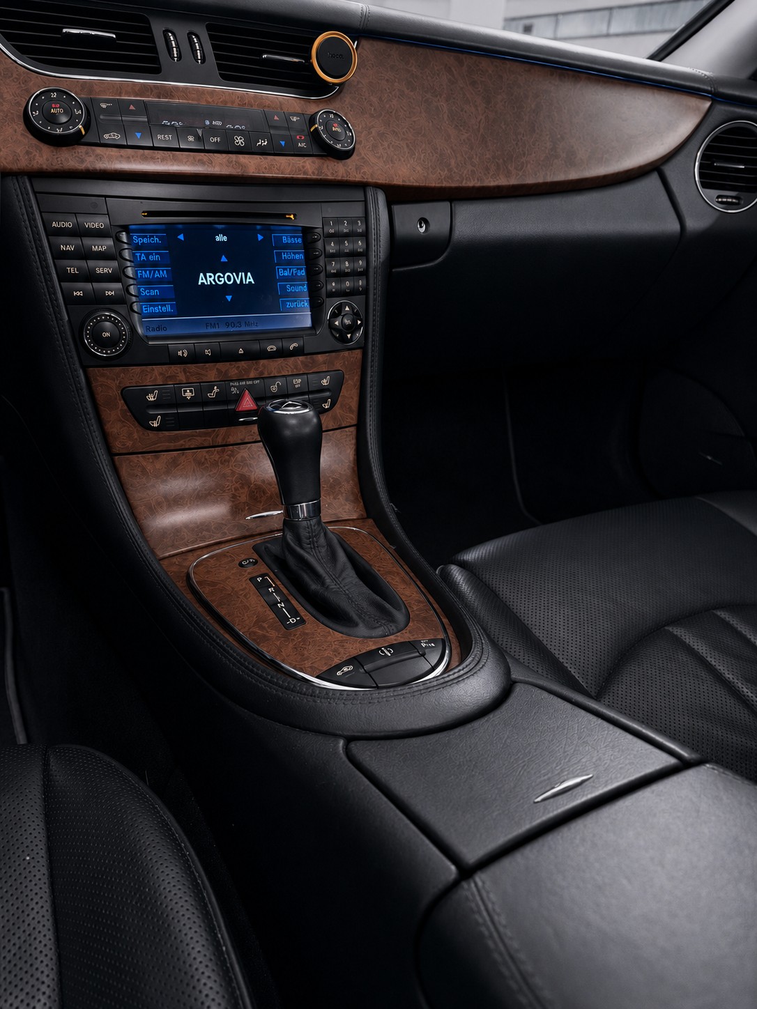 MERCEDES-BENZ CLS 350 CGI 7G-Tronic-image-7