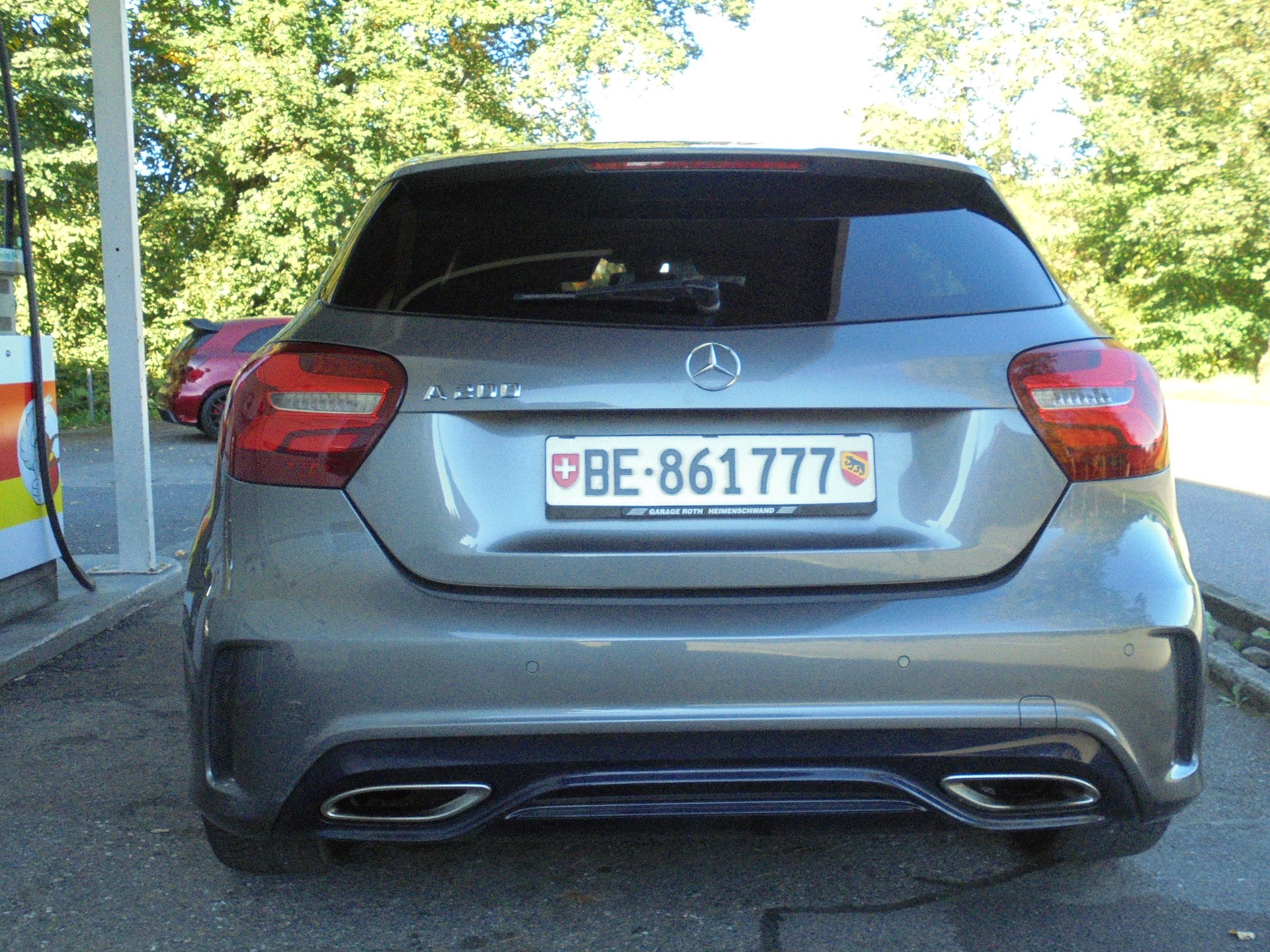 MERCEDES-BENZ A 200 AMG Line 7G-DCT-image-3