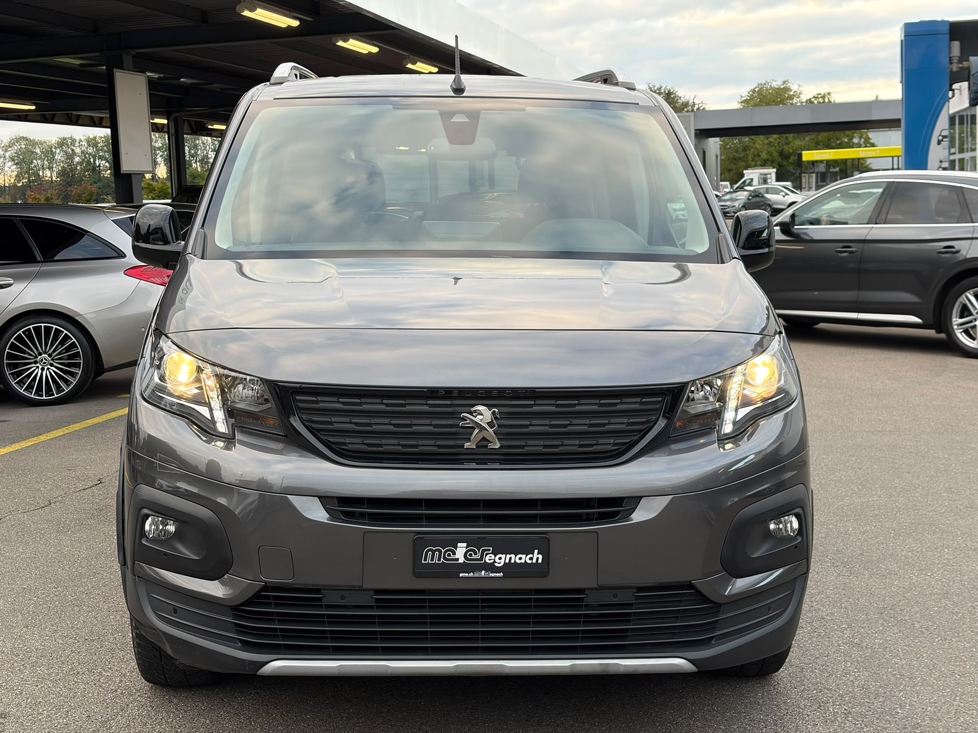 PEUGEOT Rifter Long 1.5 BlueHDi GT Line EAT8-image-1