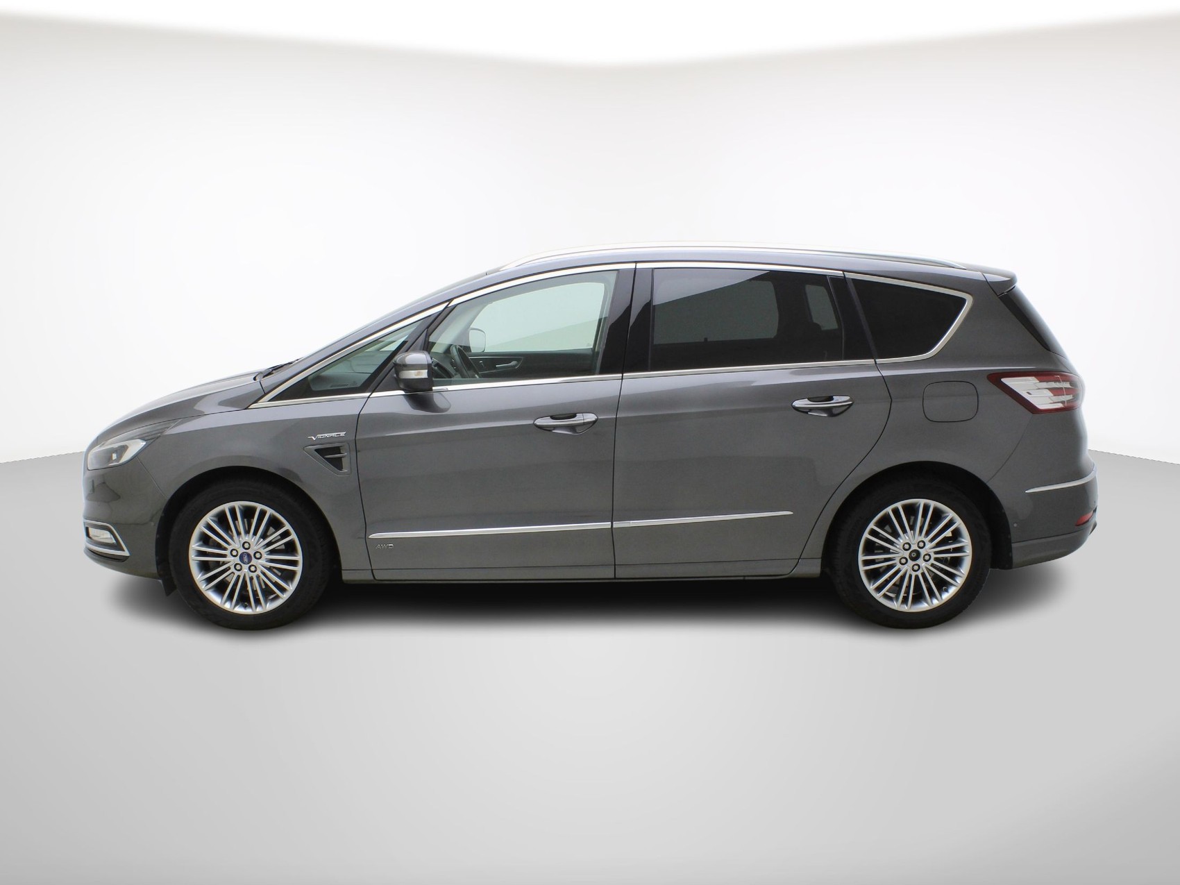 FORD S-Max 2.0 TDCi Vignale 4x4-image-2